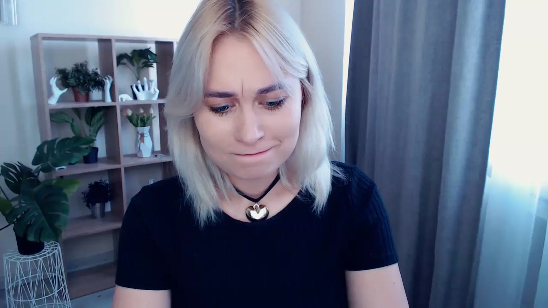 Gallery image thumbnail from Kukla_kolduna's myfreecams stream on, 05/17/2024, 12:13 image 10 of 20
