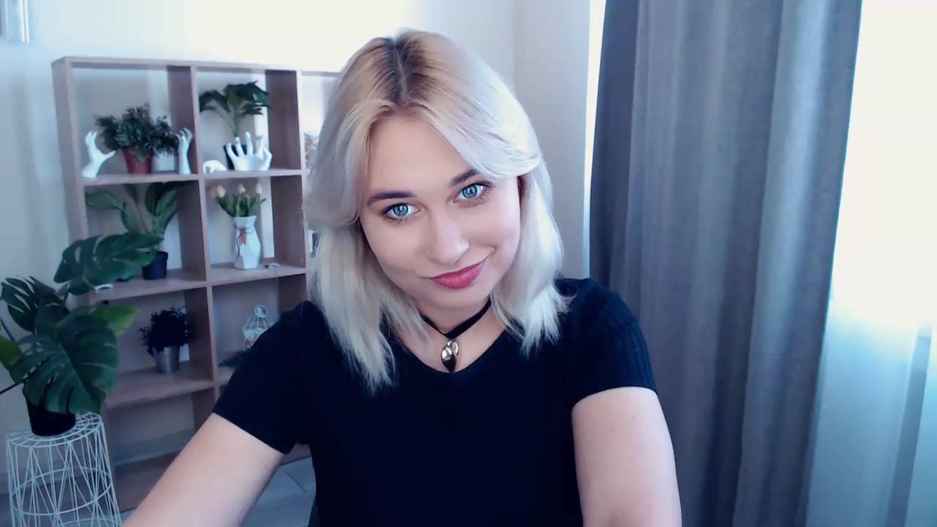 Gallery image thumbnail from Kukla_kolduna's myfreecams stream on, 05/17/2024, 12:13 image 14 of 20