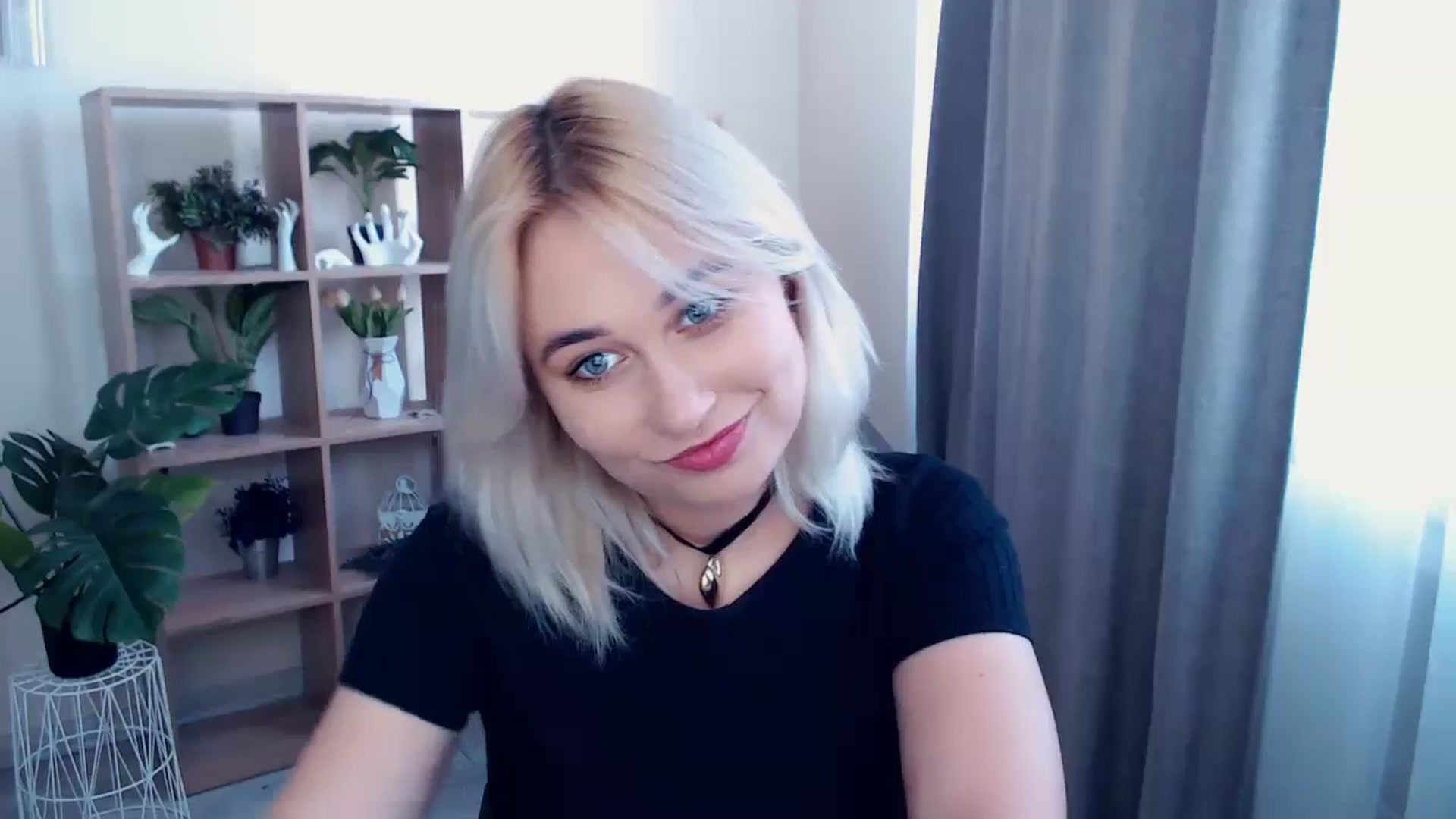 Gallery image thumbnail from Kukla_kolduna's myfreecams stream on, 05/17/2024, 12:13 image 12 of 20