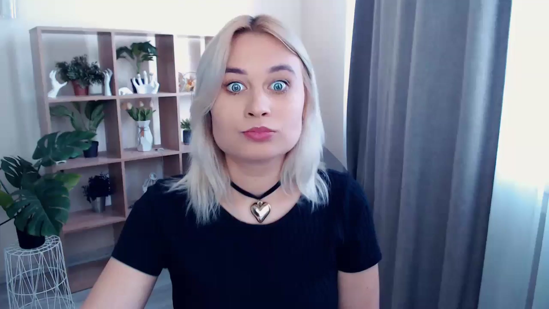 Gallery image thumbnail from Kukla_kolduna's myfreecams stream on, 05/17/2024, 13:36 image 13 of 20
