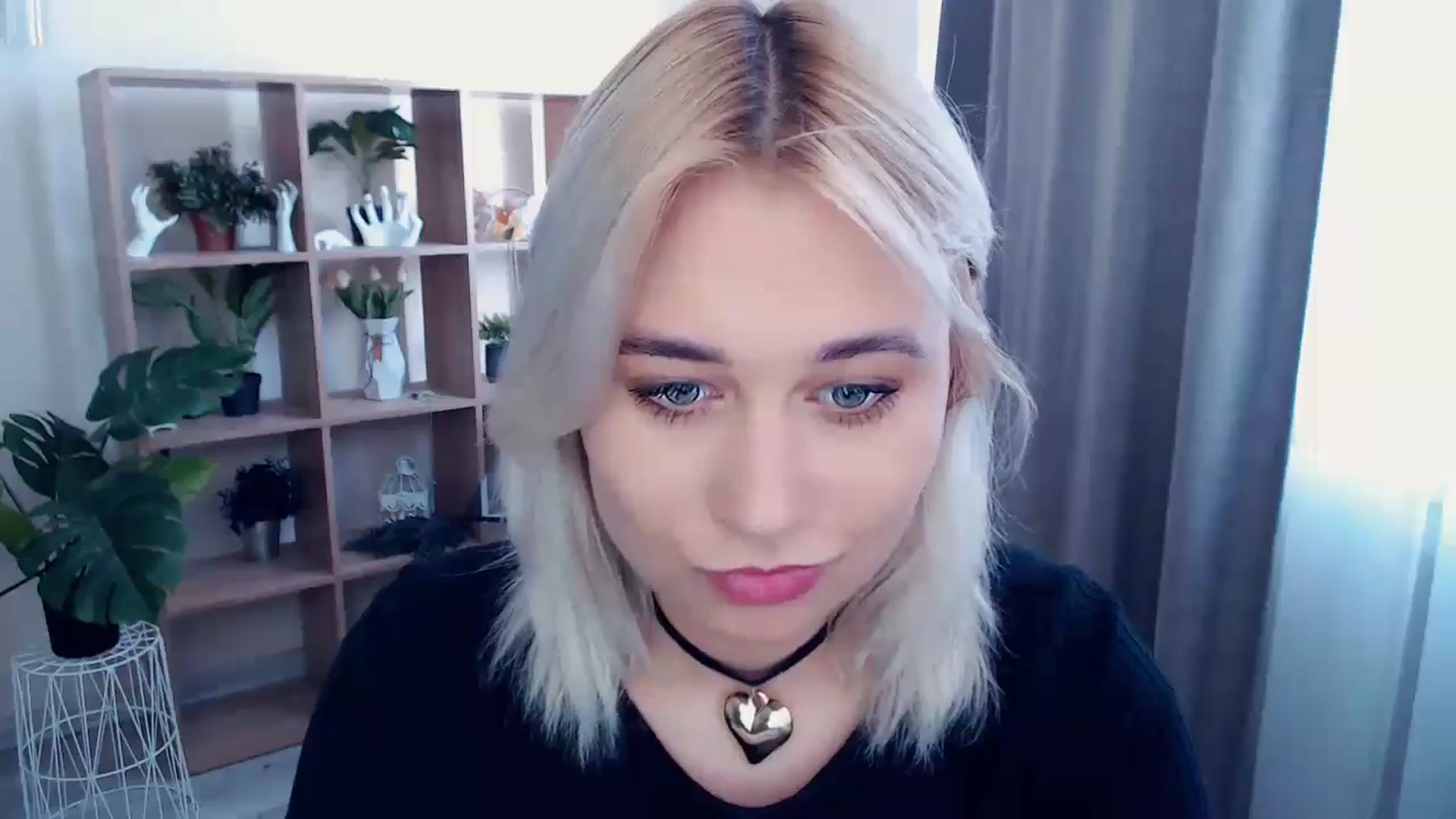 Gallery image thumbnail from Kukla_kolduna's myfreecams stream on, 05/17/2024, 13:36 image 2 of 20