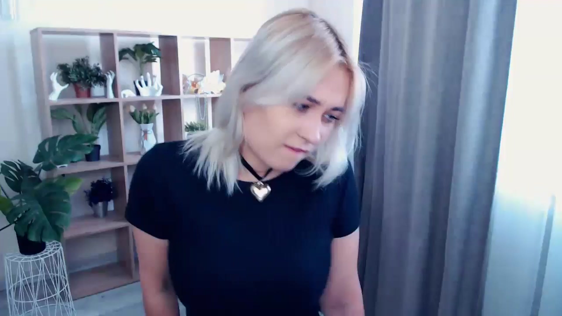 Gallery image thumbnail from Kukla_kolduna's myfreecams stream on, 05/17/2024, 13:36 image 1 of 20