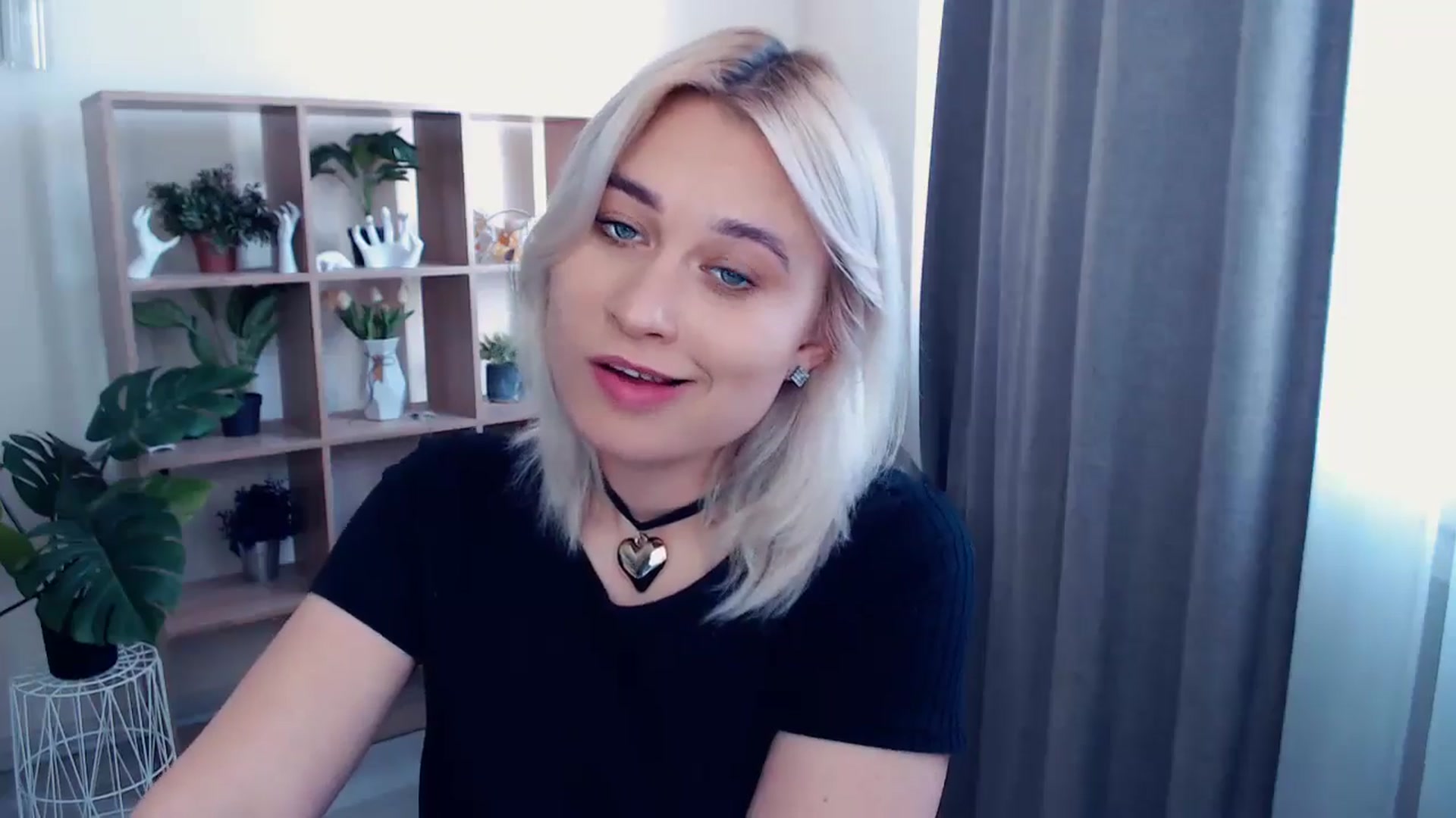 Gallery image thumbnail from Kukla_kolduna's myfreecams stream on, 05/17/2024, 15:01 image 9 of 20