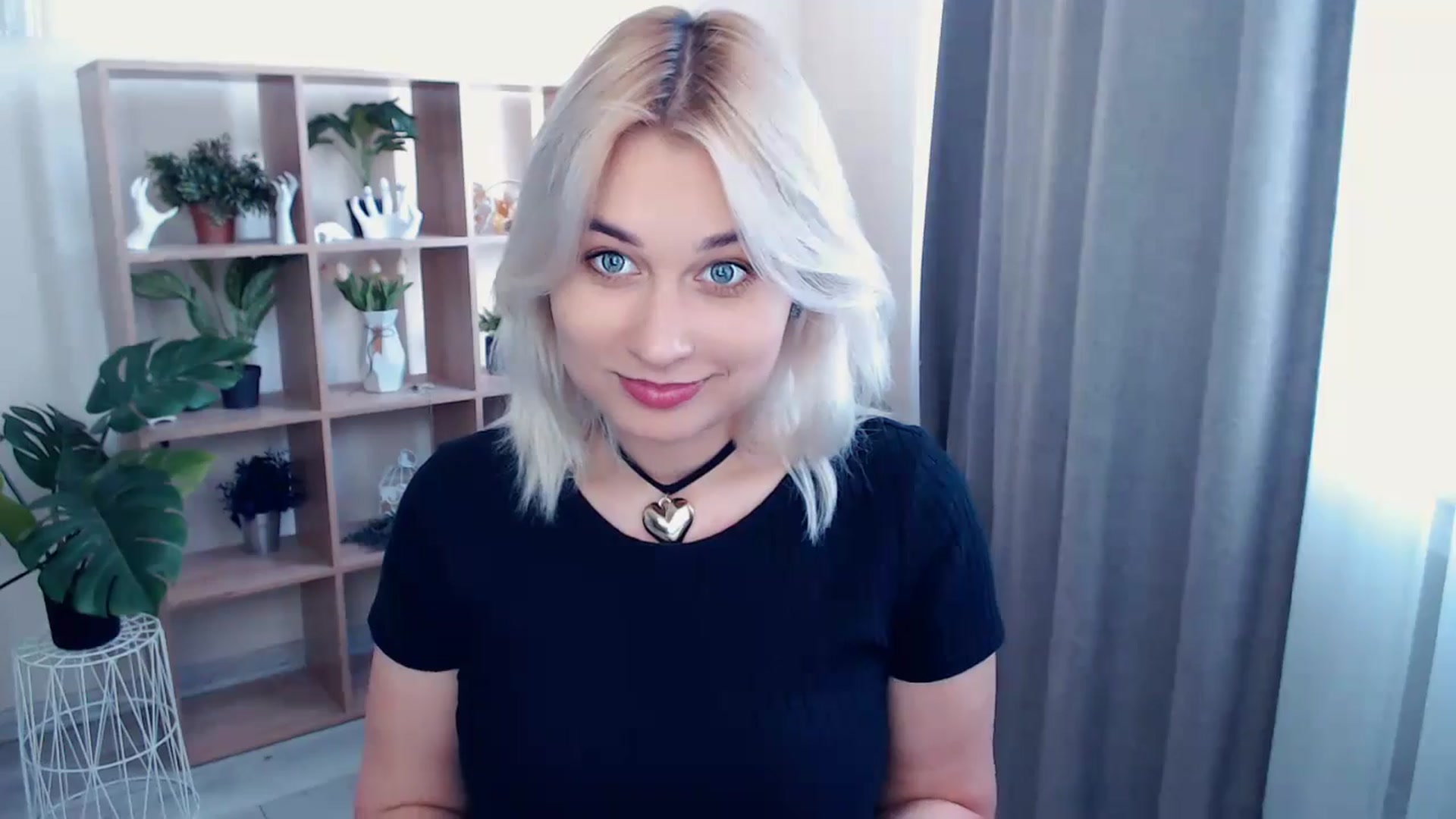 Gallery image thumbnail from Kukla_kolduna's myfreecams stream on, 05/17/2024, 15:01 image 13 of 20