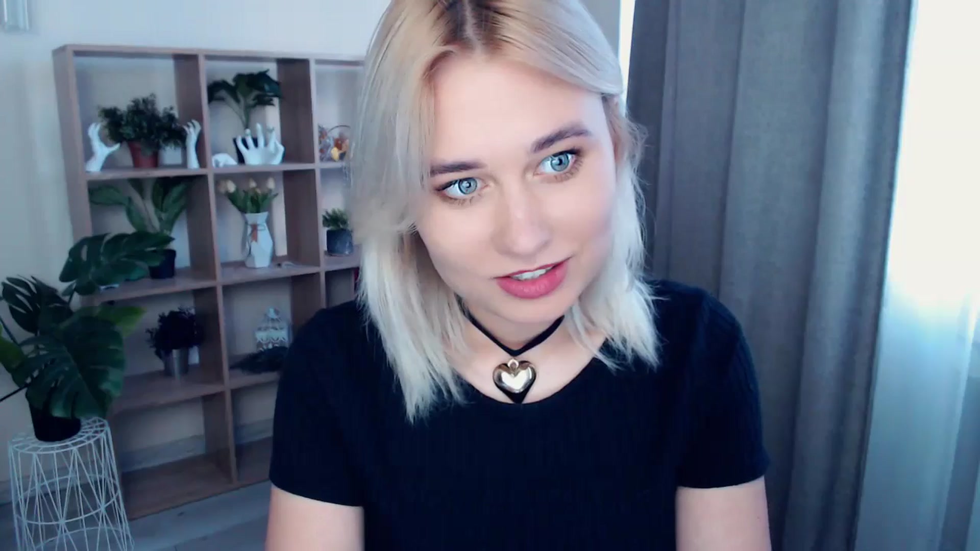 Gallery image thumbnail from Kukla_kolduna's myfreecams stream on, 05/17/2024, 17:06 image 10 of 20