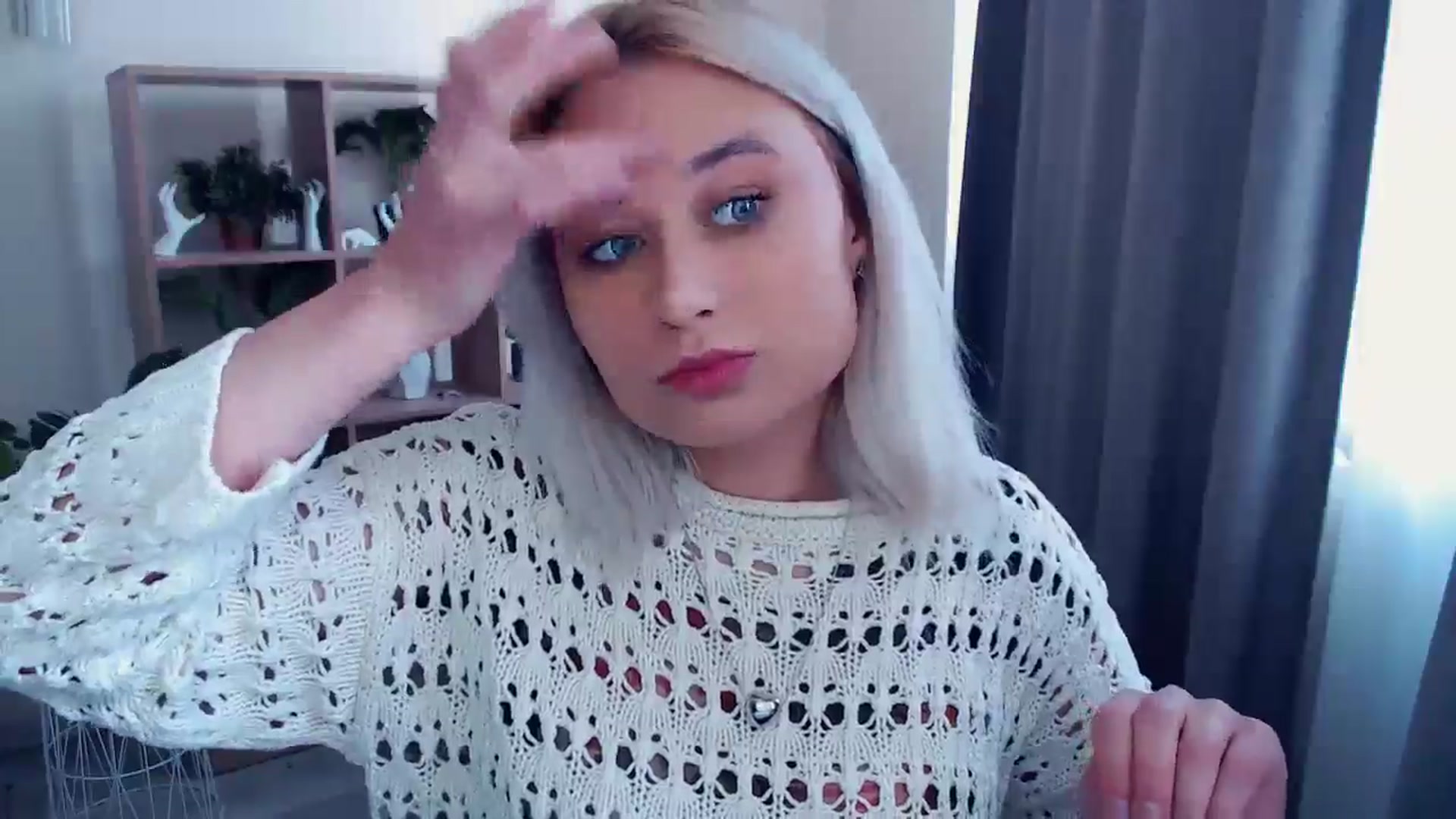 Gallery image thumbnail from Kukla_kolduna's myfreecams stream on, 05/18/2024, 13:21 image 5 of 20