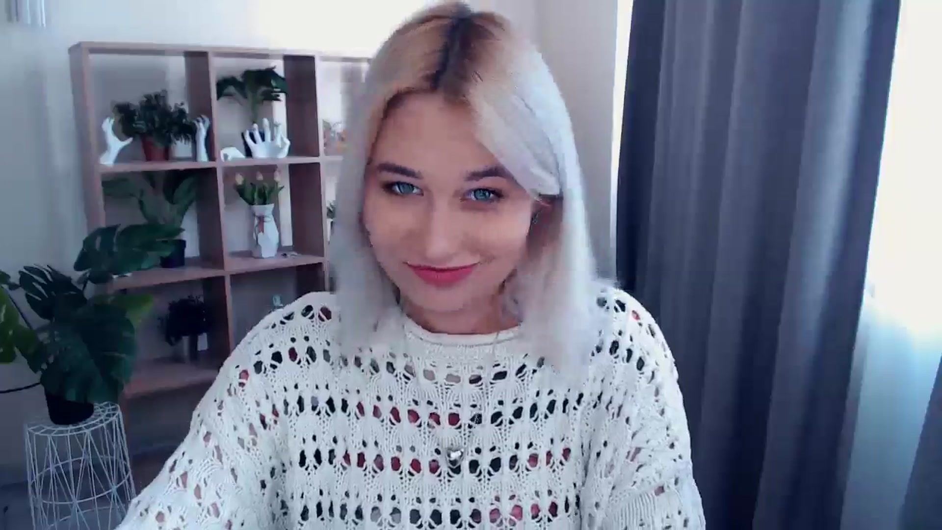 Gallery image thumbnail from Kukla_kolduna's myfreecams stream on, 05/18/2024, 13:21 image 12 of 20