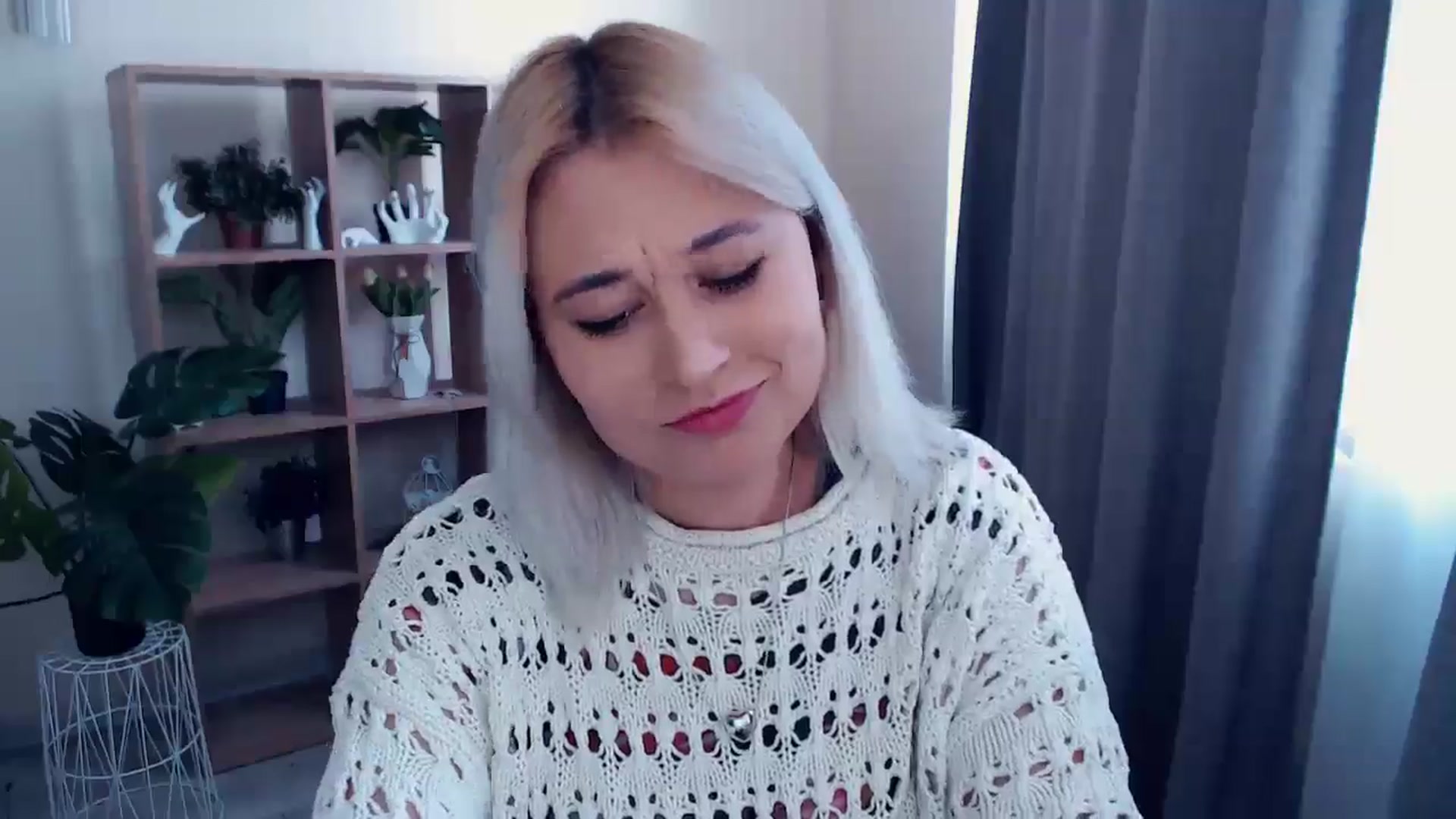 Gallery image thumbnail from Kukla_kolduna's myfreecams stream on, 05/18/2024, 13:21 image 11 of 20