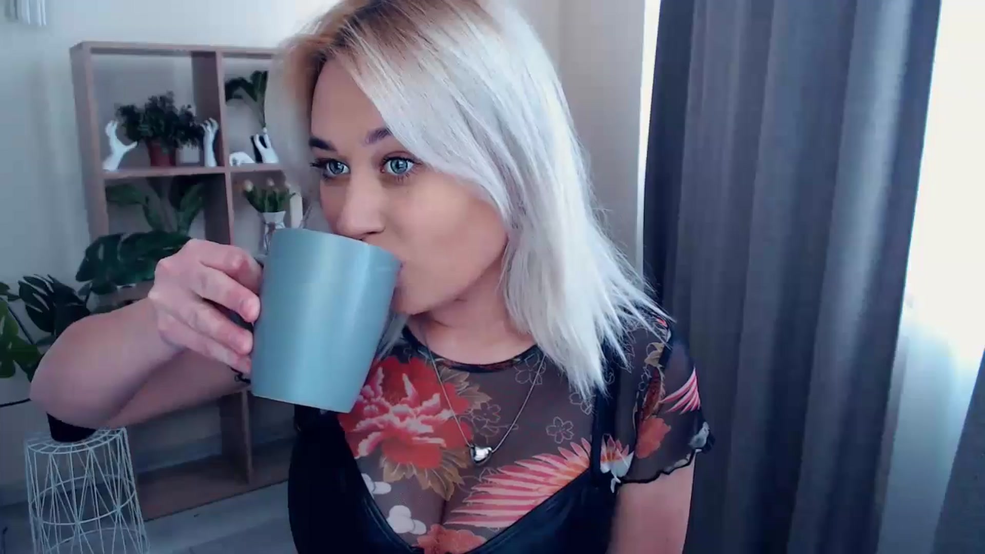 Gallery image thumbnail from Kukla_kolduna's myfreecams stream on, 05/18/2024, 14:39 image 9 of 20