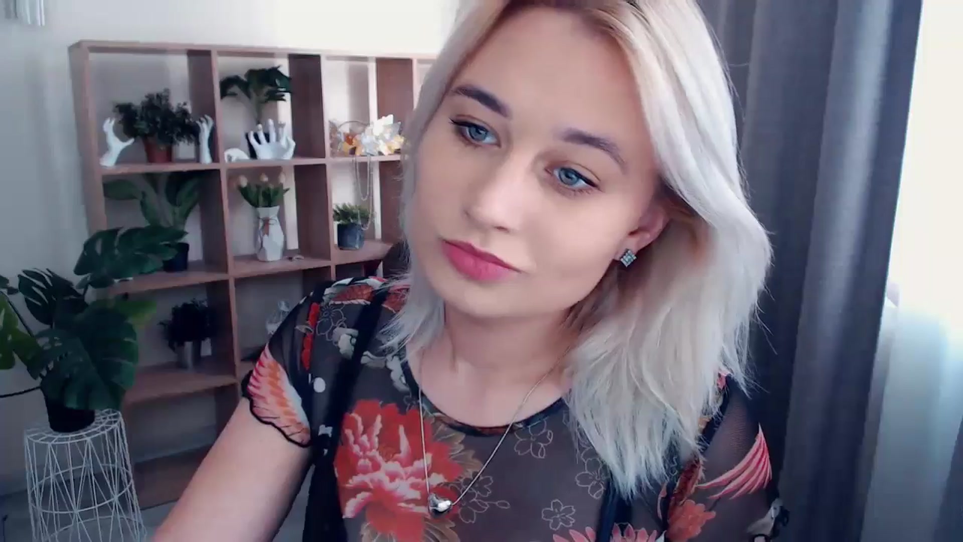 Gallery image thumbnail from Kukla_kolduna's myfreecams stream on, 05/18/2024, 14:39 image 16 of 20