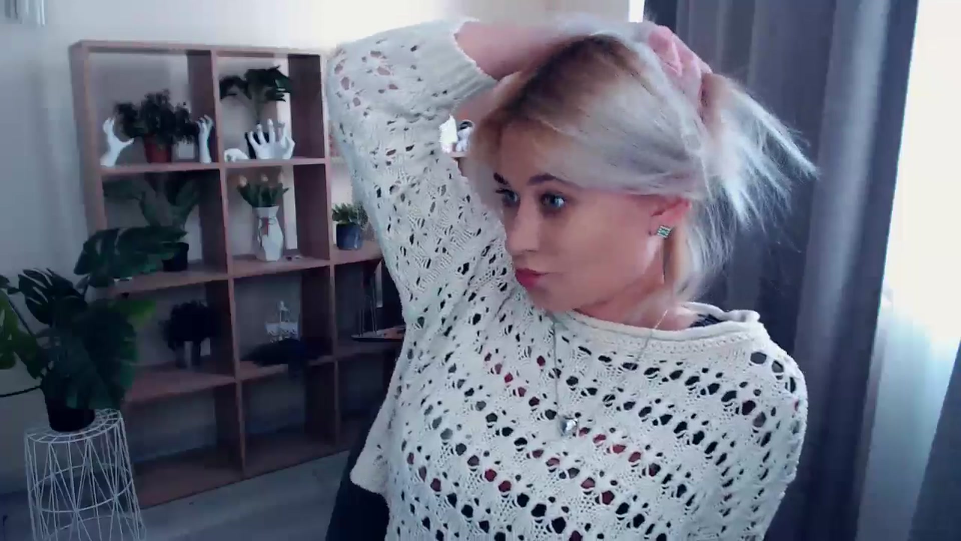 Gallery image thumbnail from Kukla_kolduna's myfreecams stream on, 05/18/2024, 14:39 image 7 of 20