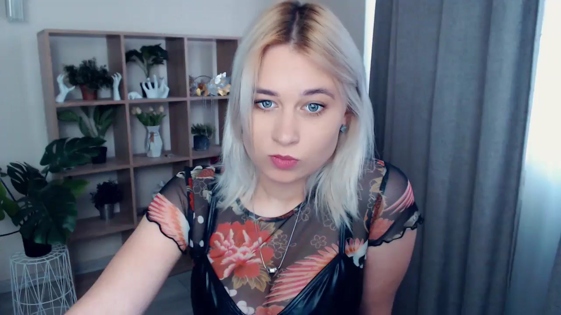 Gallery image thumbnail from Kukla_kolduna's myfreecams stream on, 05/18/2024, 15:33 image 17 of 20
