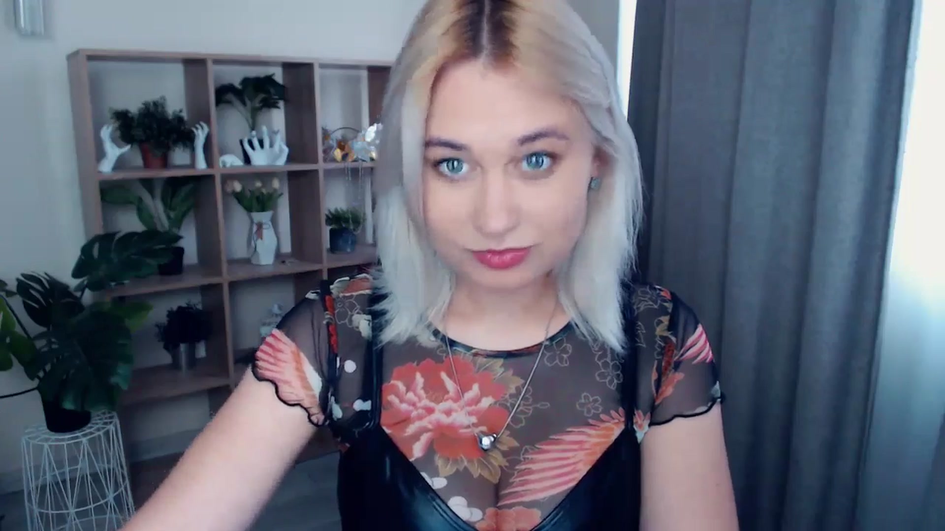 Gallery image thumbnail from Kukla_kolduna's myfreecams stream on, 05/18/2024, 15:33 image 7 of 20