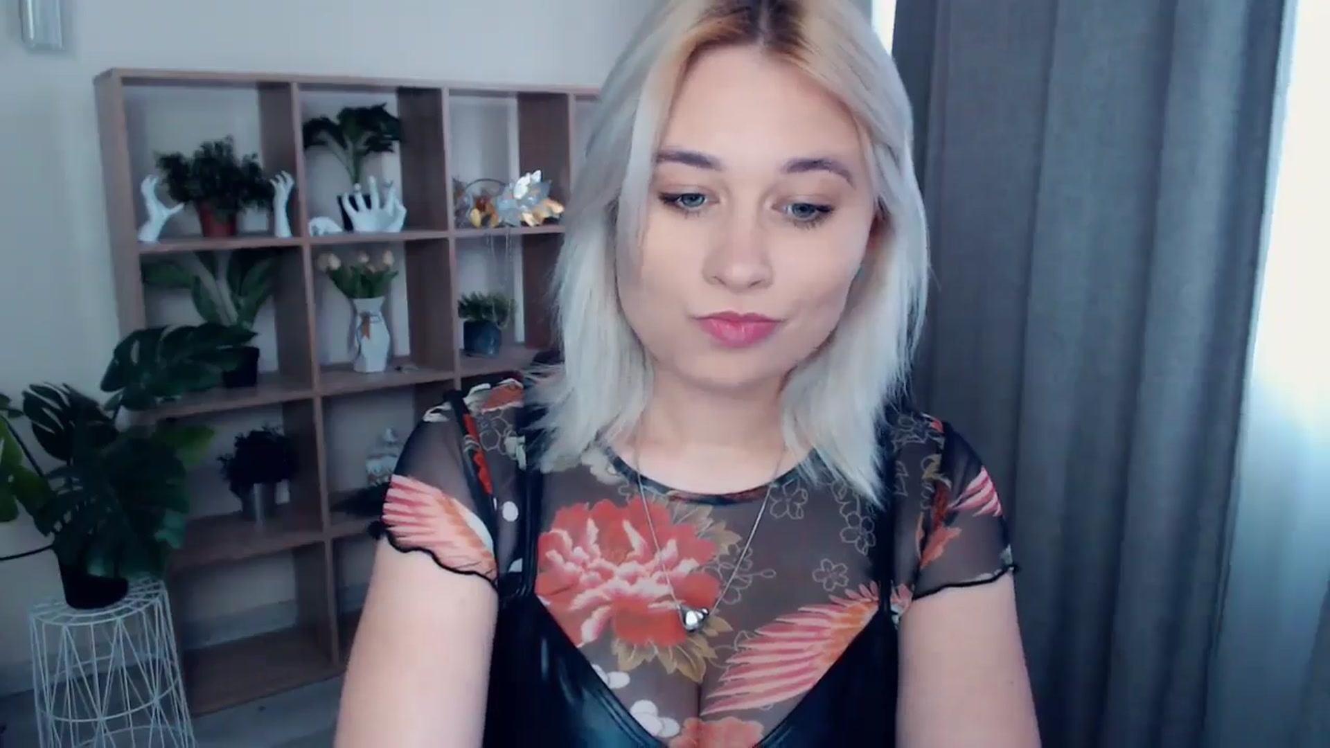 Gallery image thumbnail from Kukla_kolduna's myfreecams stream on, 05/18/2024, 15:33 image 8 of 20