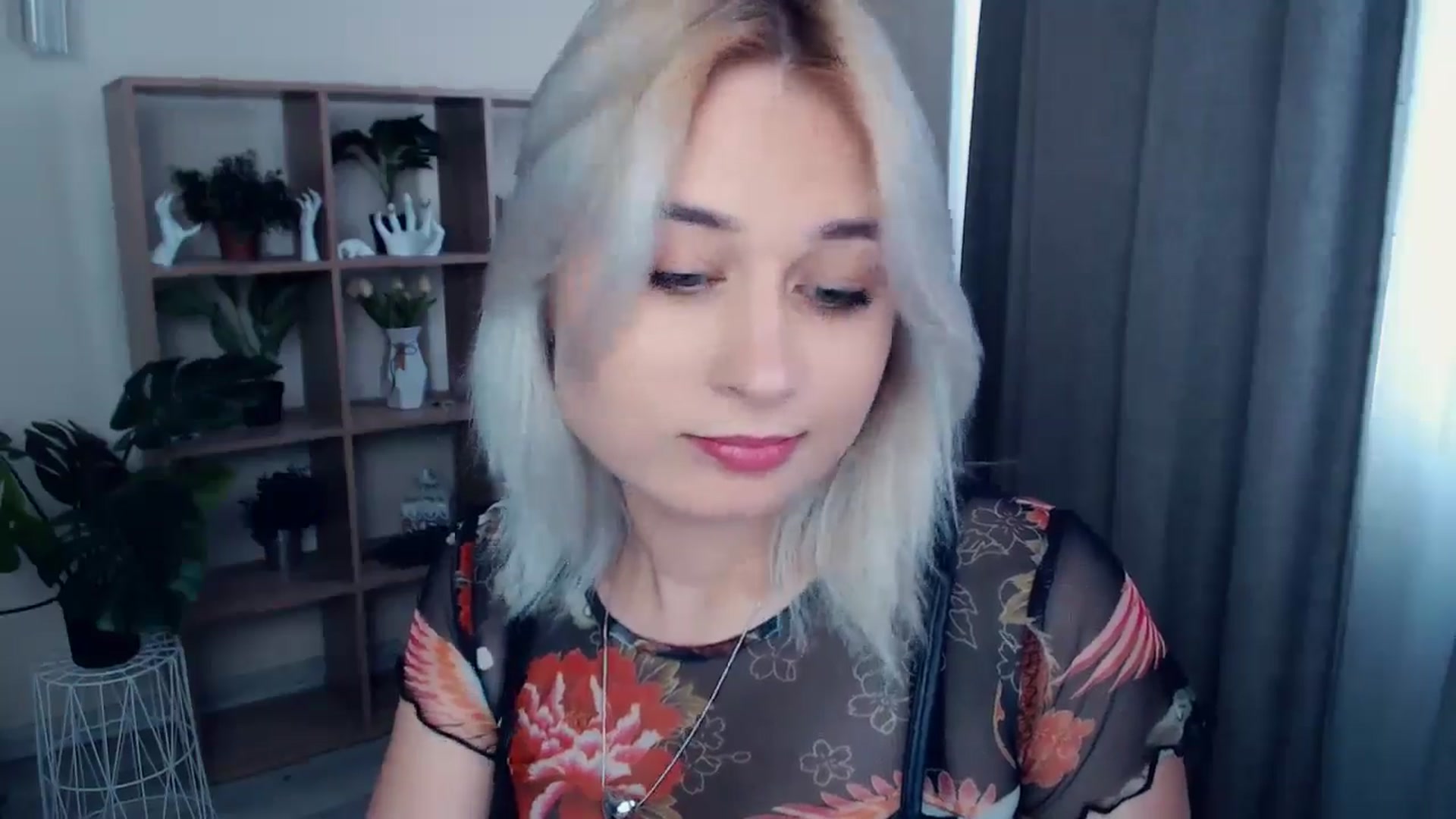 Gallery image thumbnail from Kukla_kolduna's myfreecams stream on, 05/18/2024, 15:33 image 3 of 20