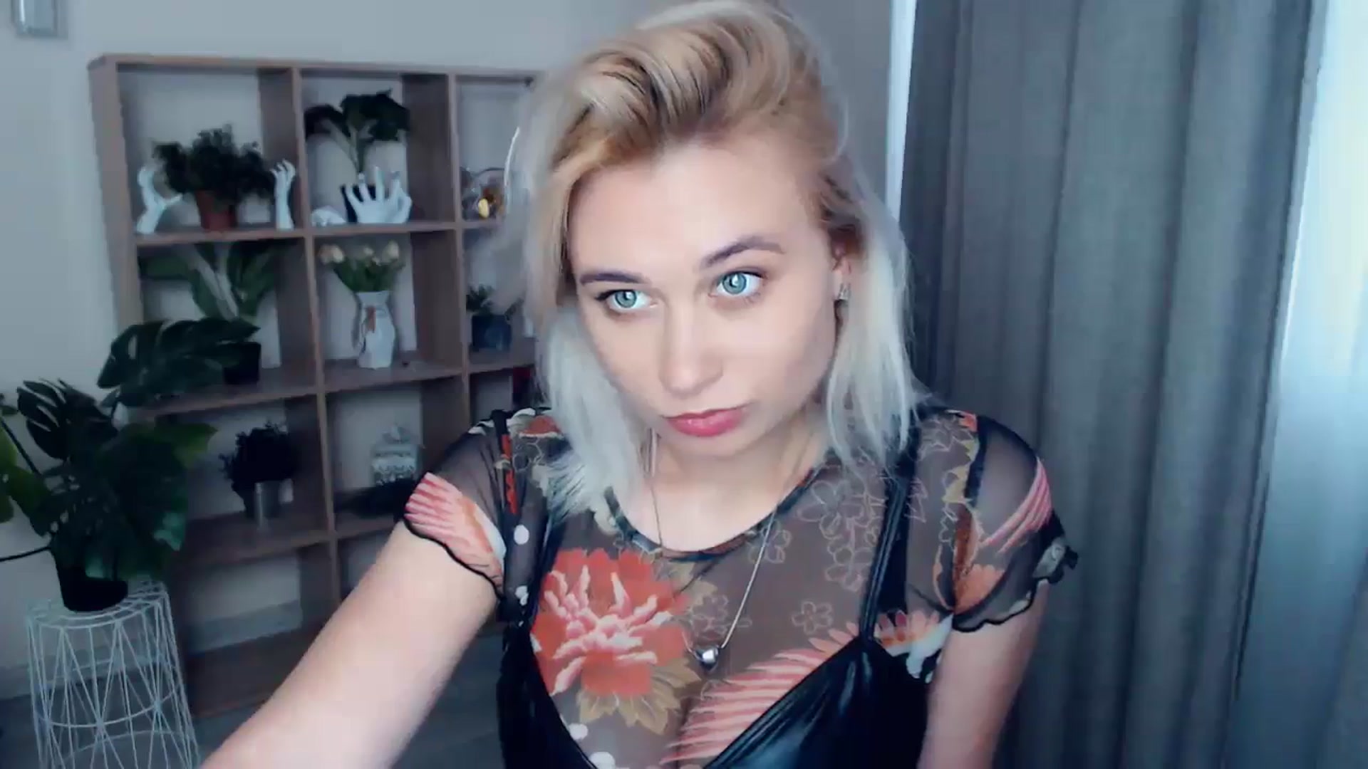 Gallery image thumbnail from Kukla_kolduna's myfreecams stream on, 05/18/2024, 16:13 image 15 of 20