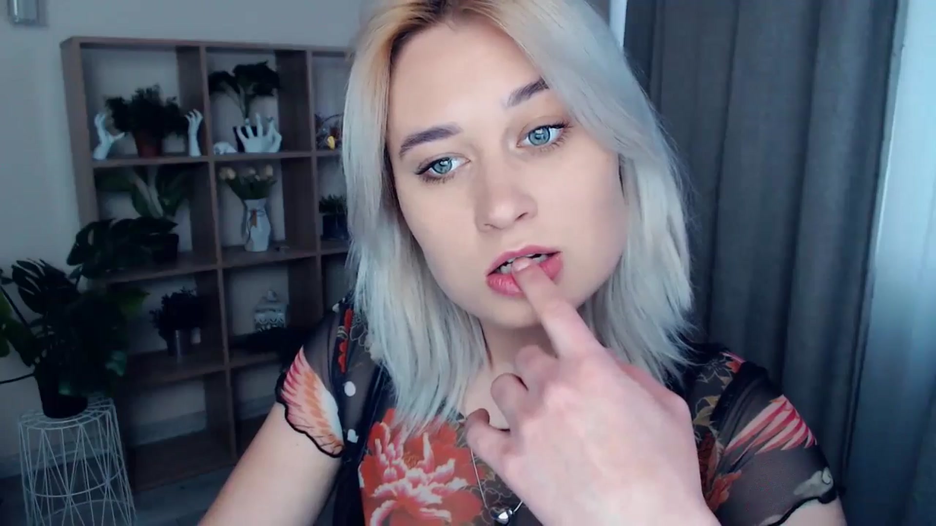 Gallery image thumbnail from Kukla_kolduna's myfreecams stream on, 05/18/2024, 16:13 image 12 of 20