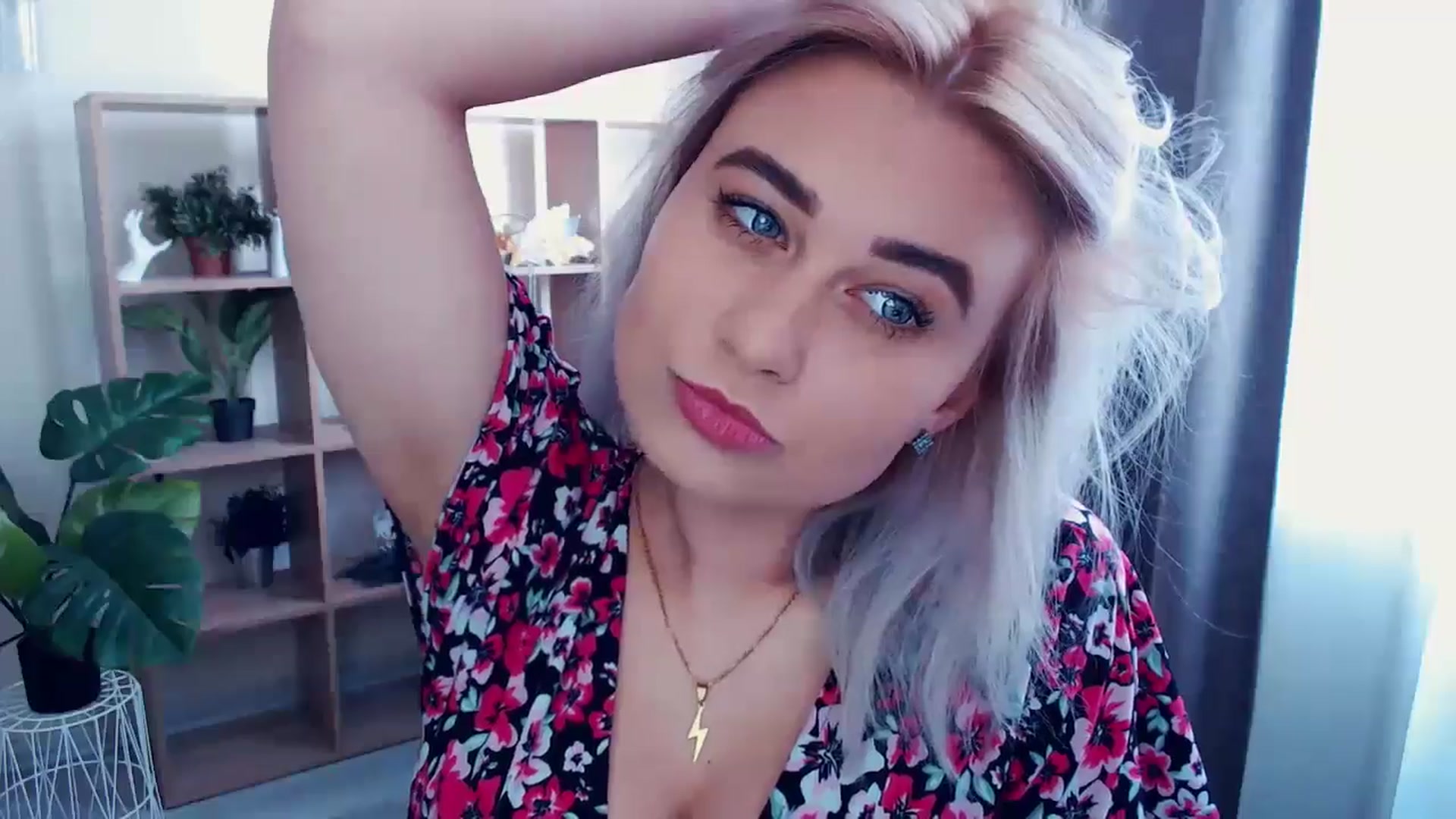 Gallery image thumbnail from Kukla_kolduna's myfreecams stream on, 05/19/2024, 13:31 image 10 of 20