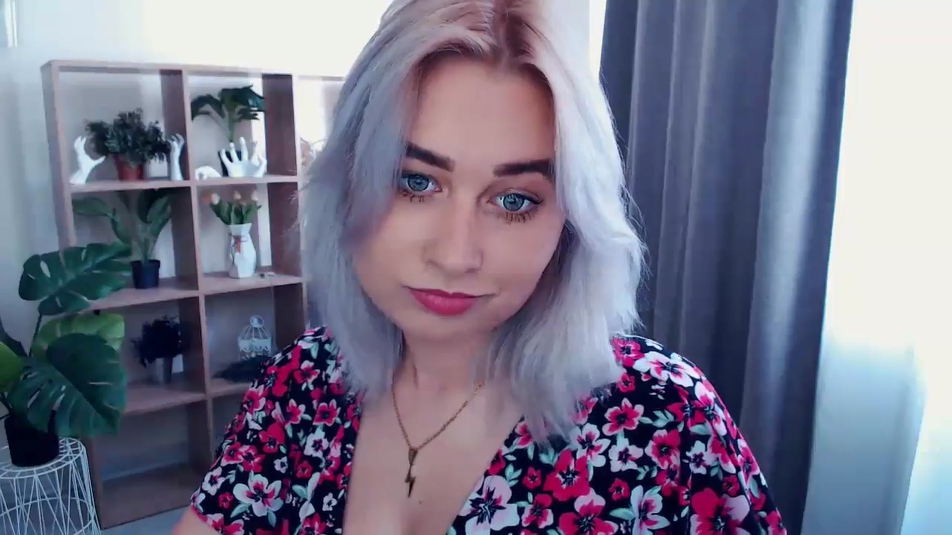 Gallery image thumbnail from Kukla_kolduna's myfreecams stream on, 05/19/2024, 13:31 image 15 of 20