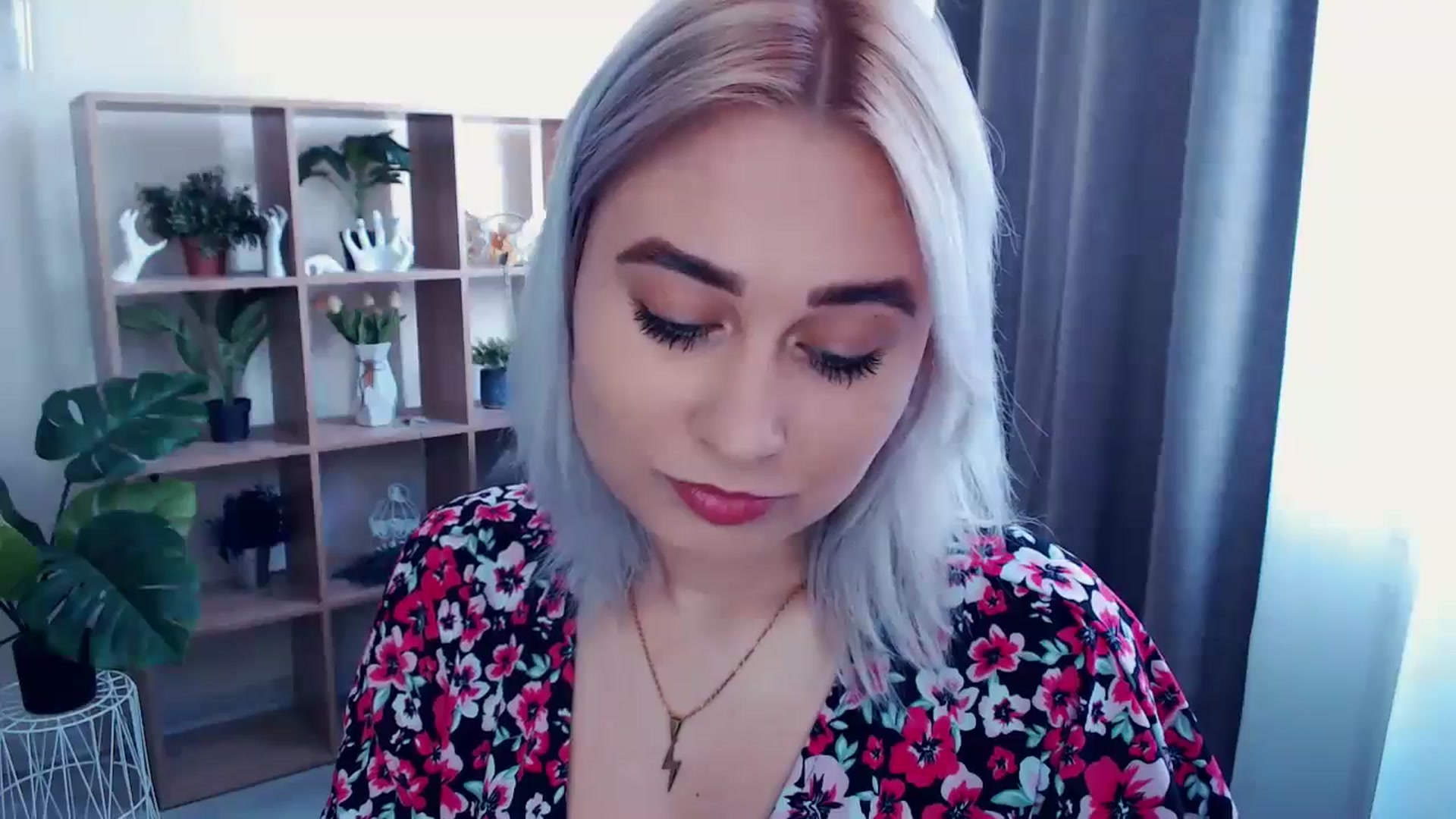 Gallery image thumbnail from Kukla_kolduna's myfreecams stream on, 05/19/2024, 13:31 image 6 of 20