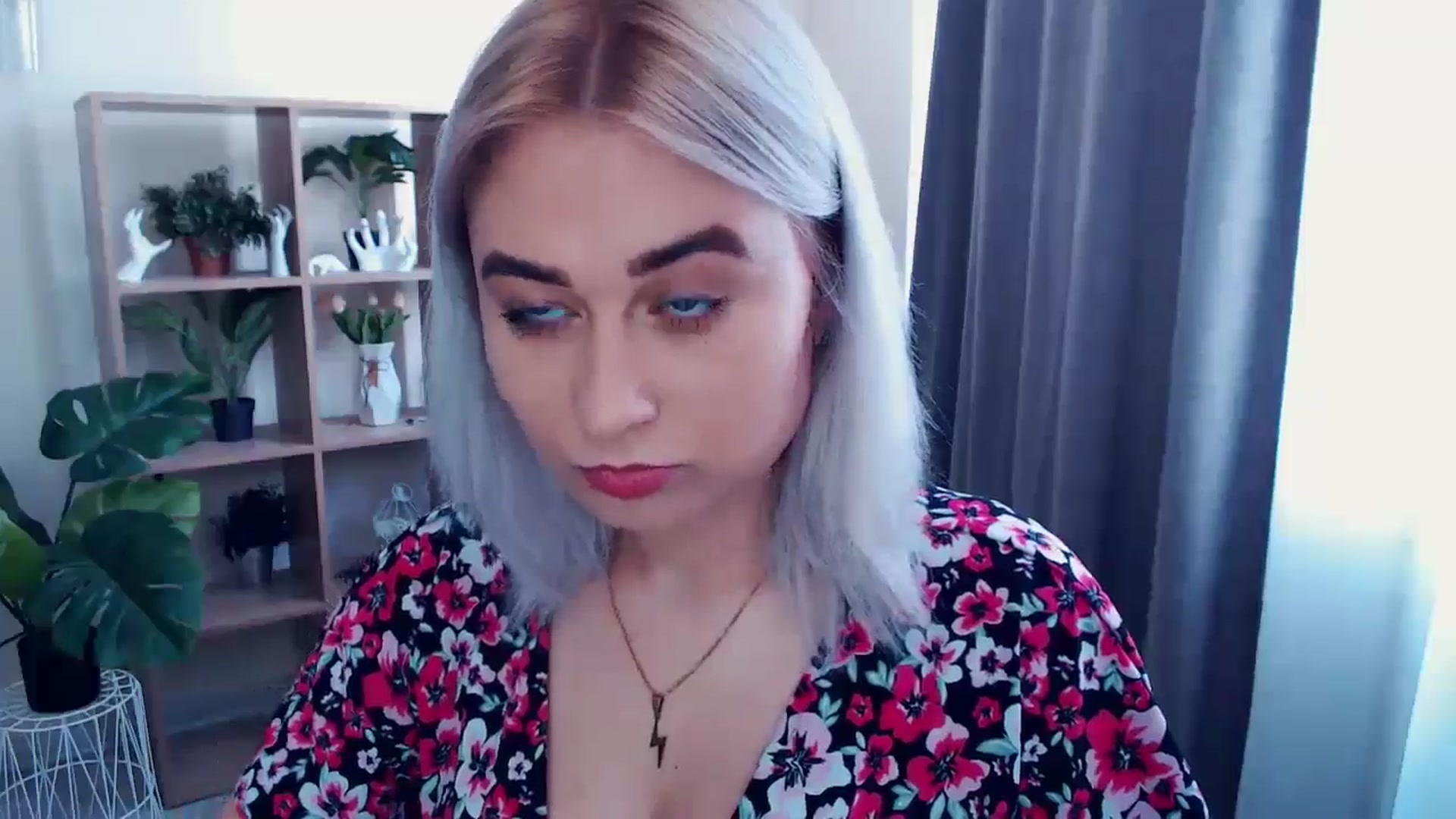 Gallery image thumbnail from Kukla_kolduna's myfreecams stream on, 05/19/2024, 13:31 image 8 of 20