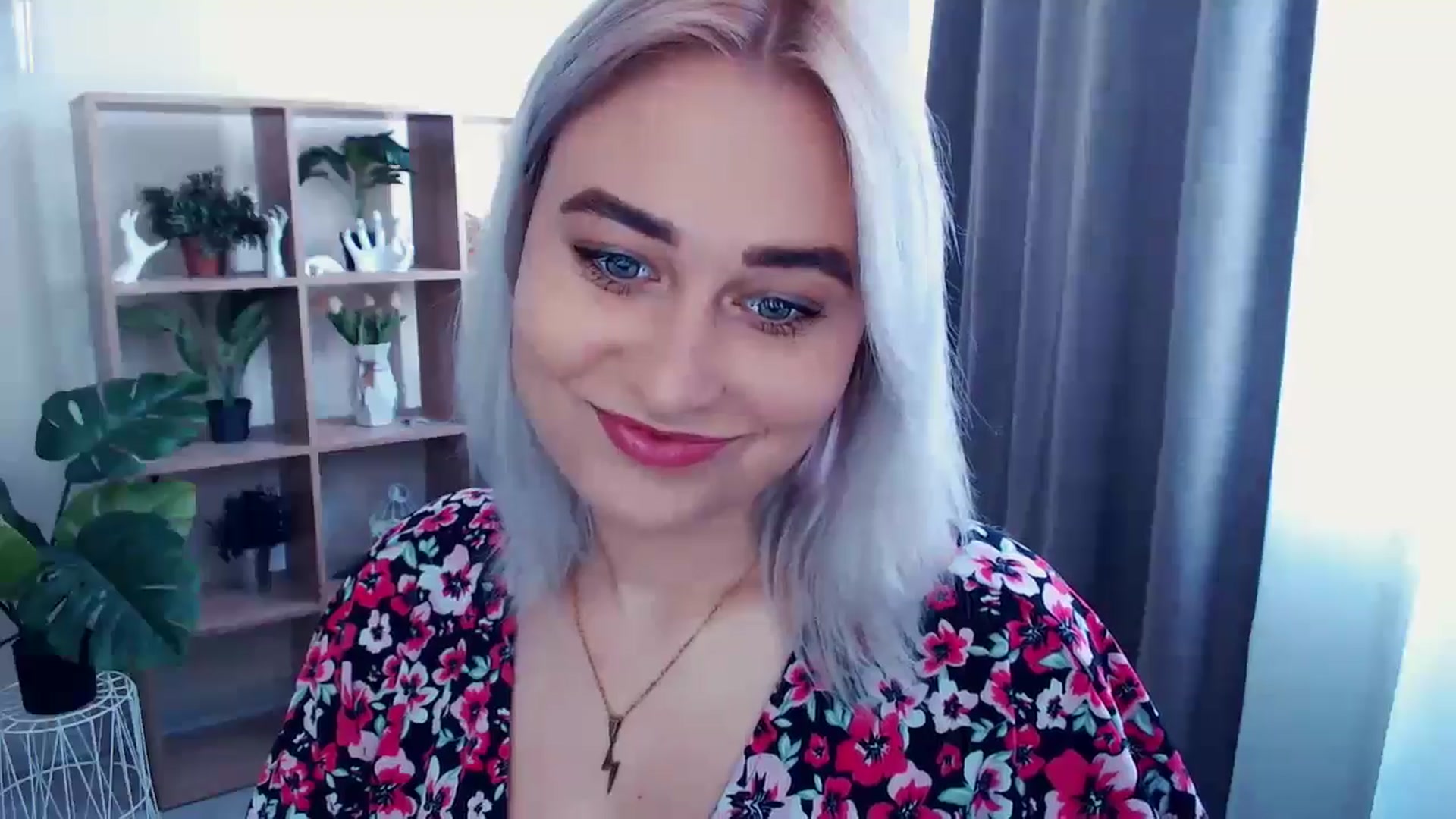 Gallery image thumbnail from Kukla_kolduna's myfreecams stream on, 05/19/2024, 13:31 image 5 of 20