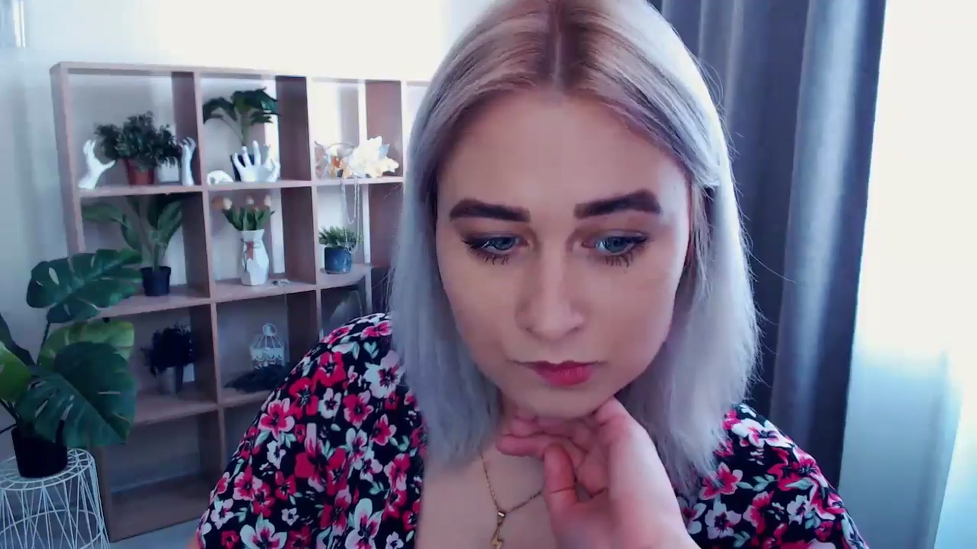 Gallery image thumbnail from Kukla_kolduna's myfreecams stream on, 05/19/2024, 13:31 image 9 of 20