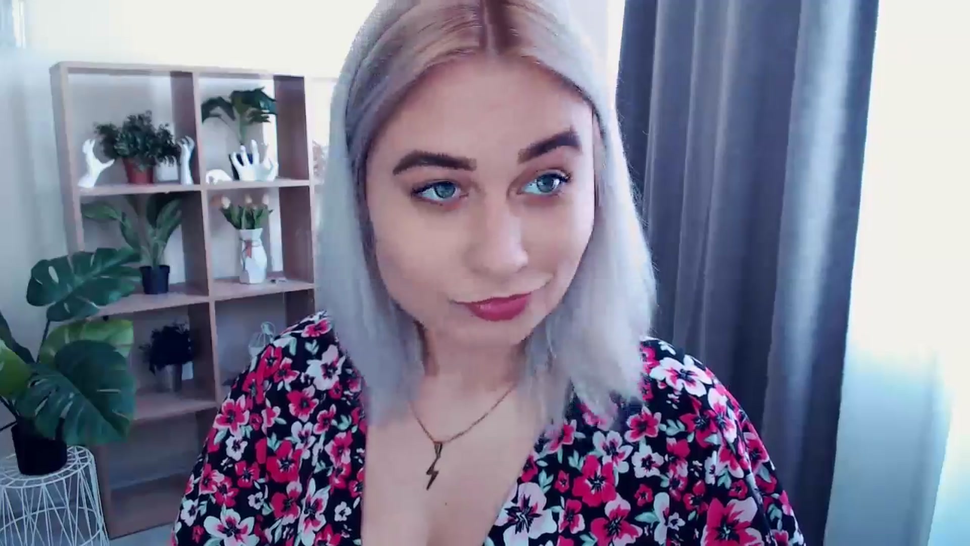 Gallery image thumbnail from Kukla_kolduna's myfreecams stream on, 05/19/2024, 13:31 image 7 of 20