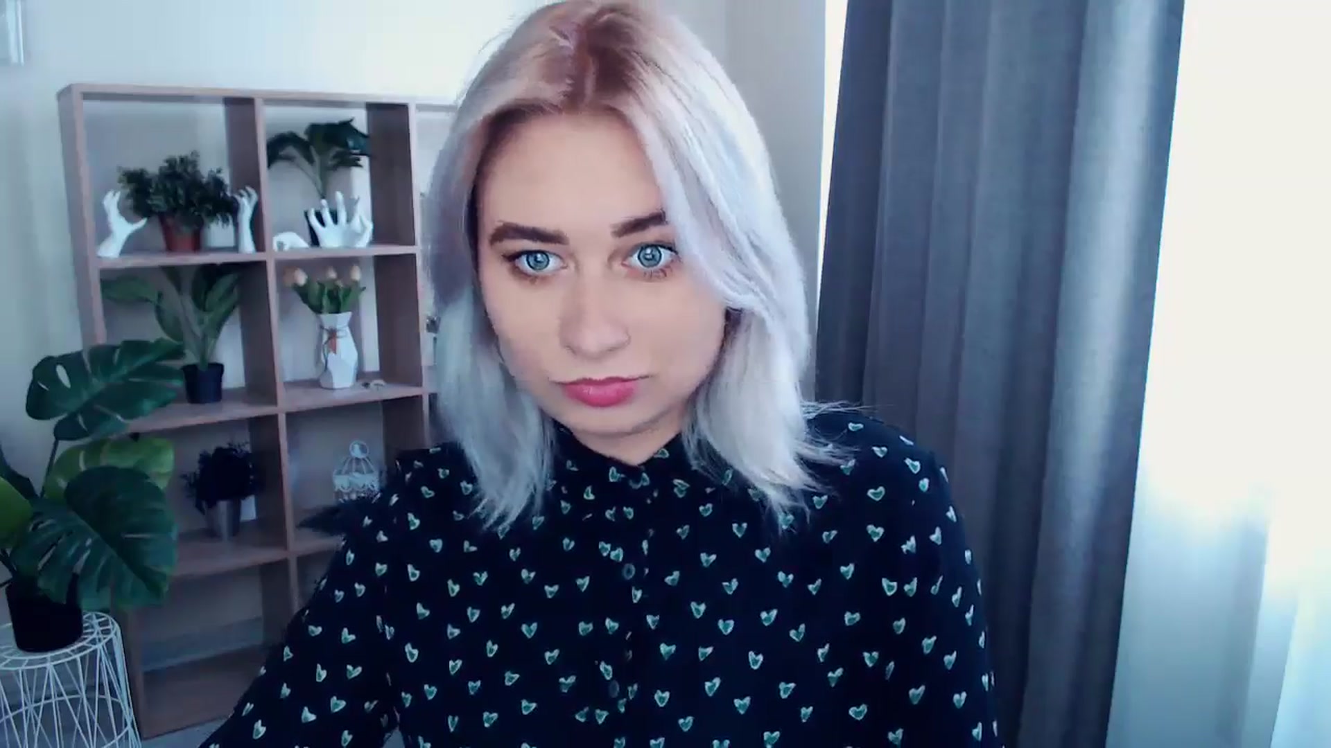 Gallery image thumbnail from Kukla_kolduna's myfreecams stream on, 05/19/2024, 15:17 image 12 of 20