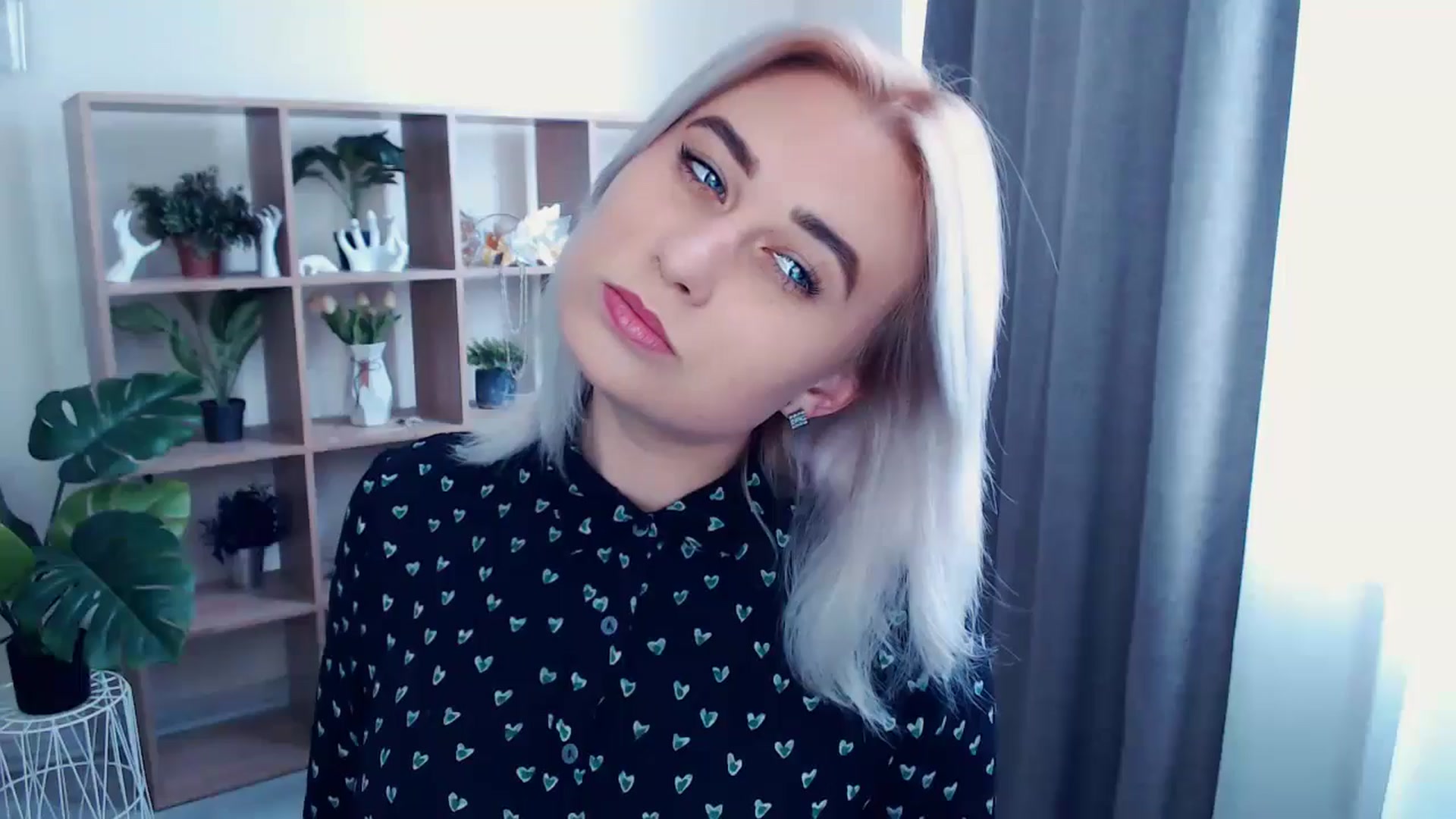 Gallery image thumbnail from Kukla_kolduna's myfreecams stream on, 05/19/2024, 15:17 image 1 of 20