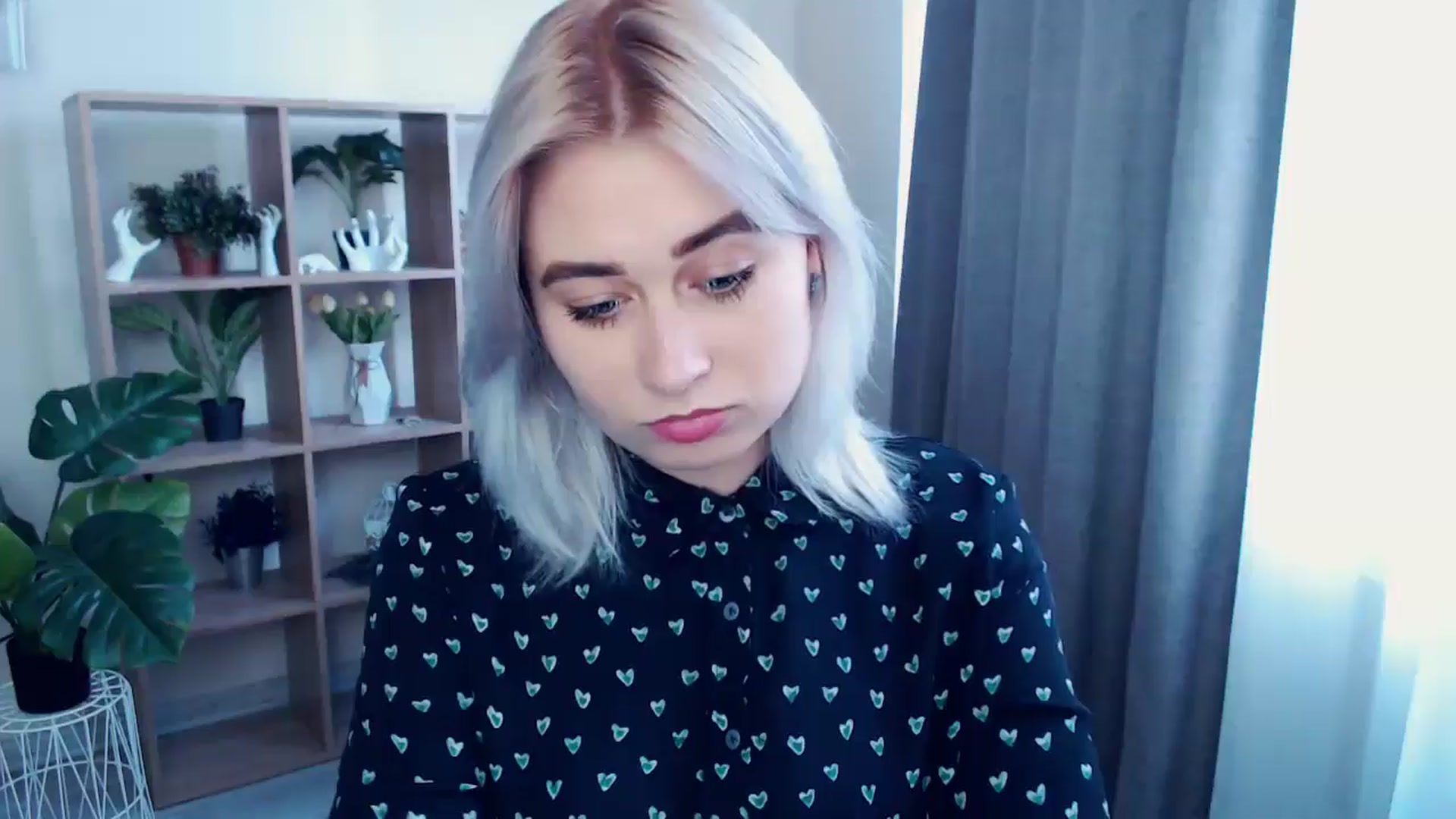 Gallery image thumbnail from Kukla_kolduna's myfreecams stream on, 05/19/2024, 15:17 image 17 of 20