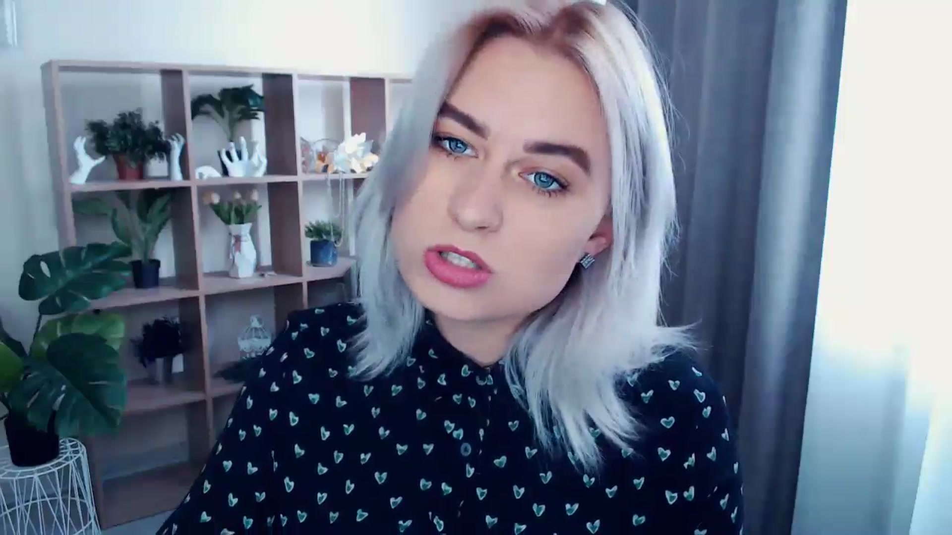 Gallery image thumbnail from Kukla_kolduna's myfreecams stream on, 05/19/2024, 15:17 image 9 of 20