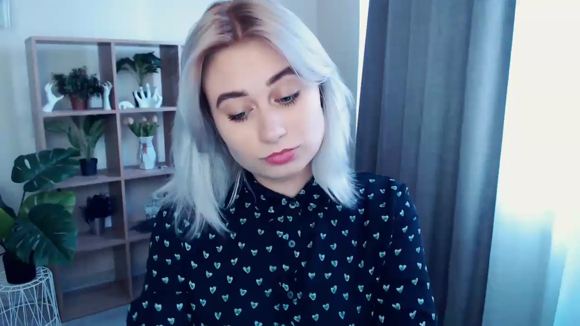 Gallery image thumbnail from Kukla_kolduna's myfreecams stream on, 05/19/2024, 15:17 image 19 of 20
