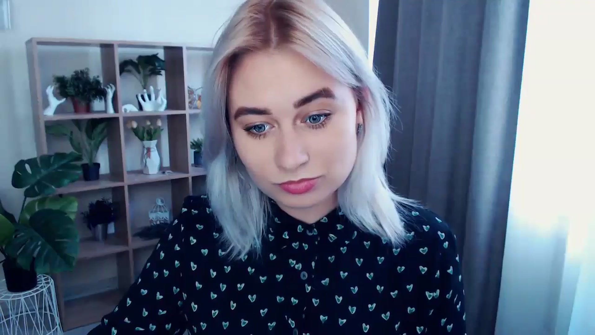 Gallery image thumbnail from Kukla_kolduna's myfreecams stream on, 05/19/2024, 15:17 image 14 of 20