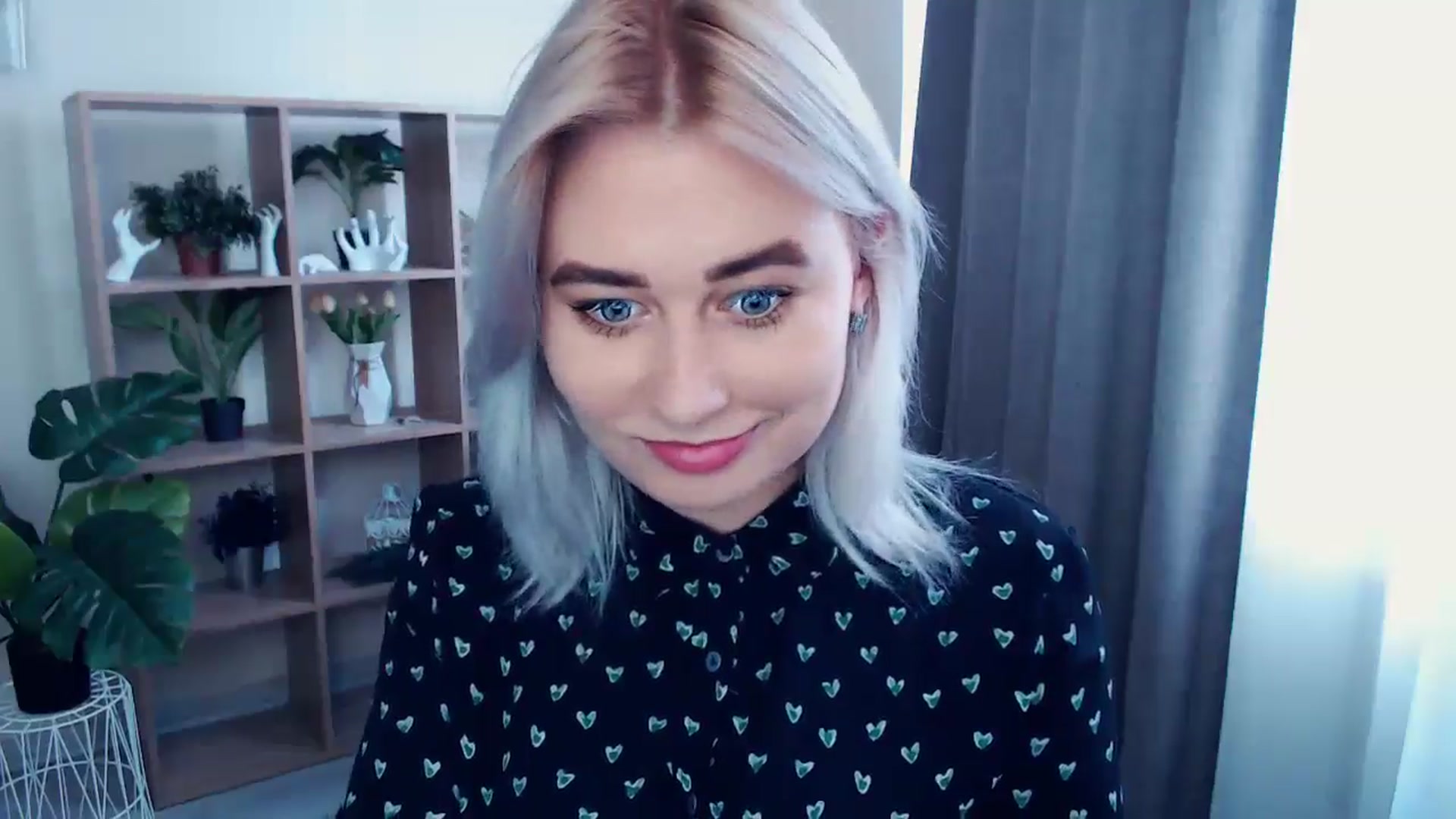 Gallery image thumbnail from Kukla_kolduna's myfreecams stream on, 05/19/2024, 15:17 image 13 of 20