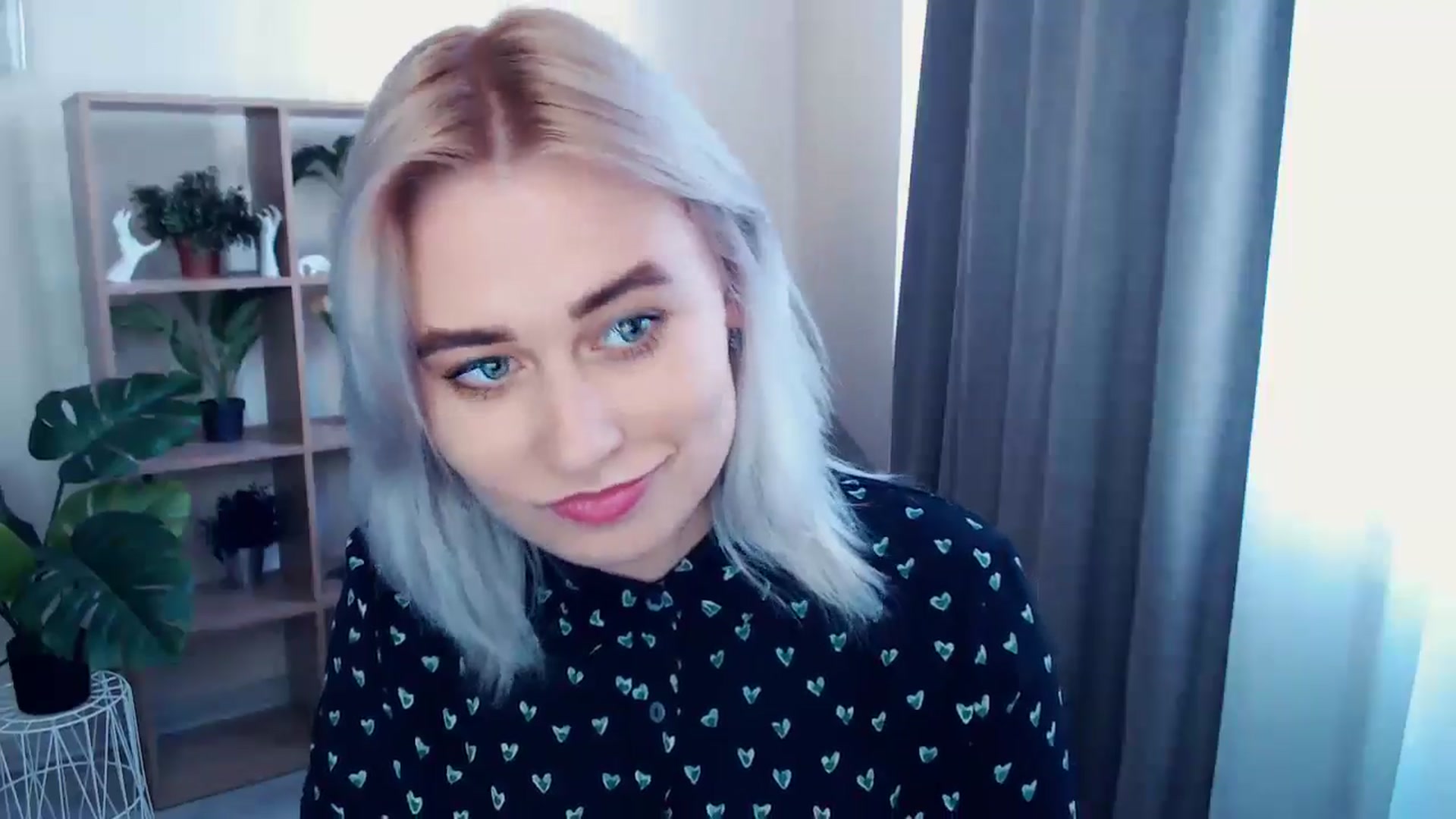 Gallery image thumbnail from Kukla_kolduna's myfreecams stream on, 05/19/2024, 16:08 image 3 of 20