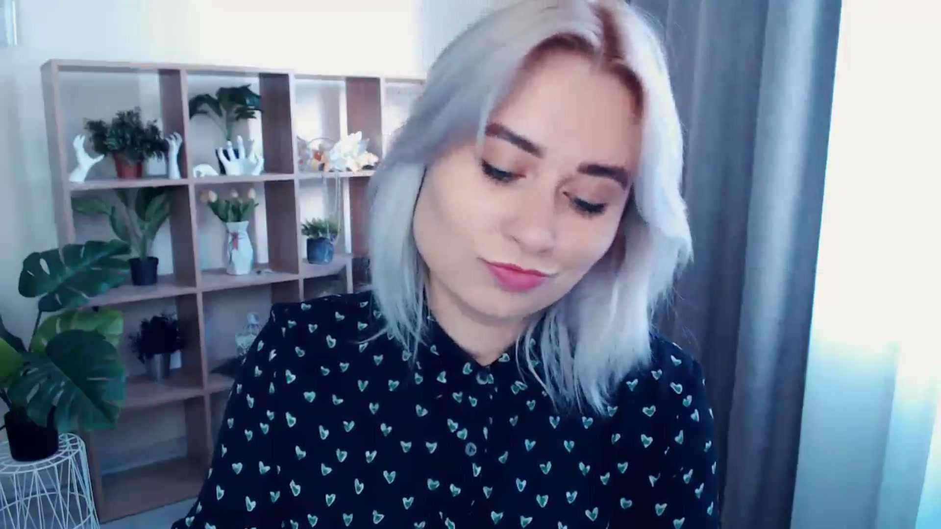 Gallery image thumbnail from Kukla_kolduna's myfreecams stream on, 05/19/2024, 16:08 image 10 of 20