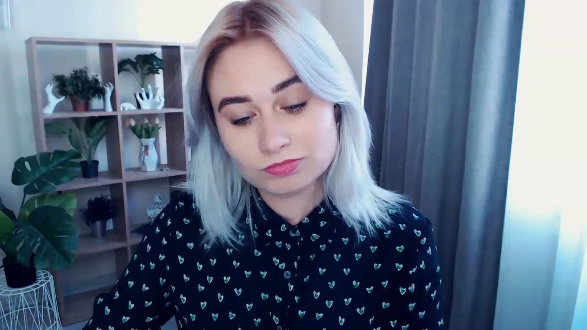 Gallery image thumbnail from Kukla_kolduna's myfreecams stream on, 05/19/2024, 16:08 image 11 of 20
