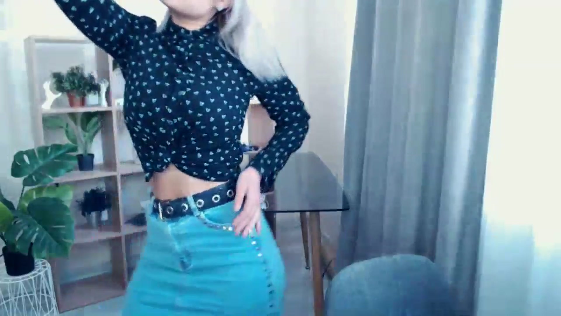 Gallery image thumbnail from Kukla_kolduna's myfreecams stream on, 05/19/2024, 16:08 image 6 of 20