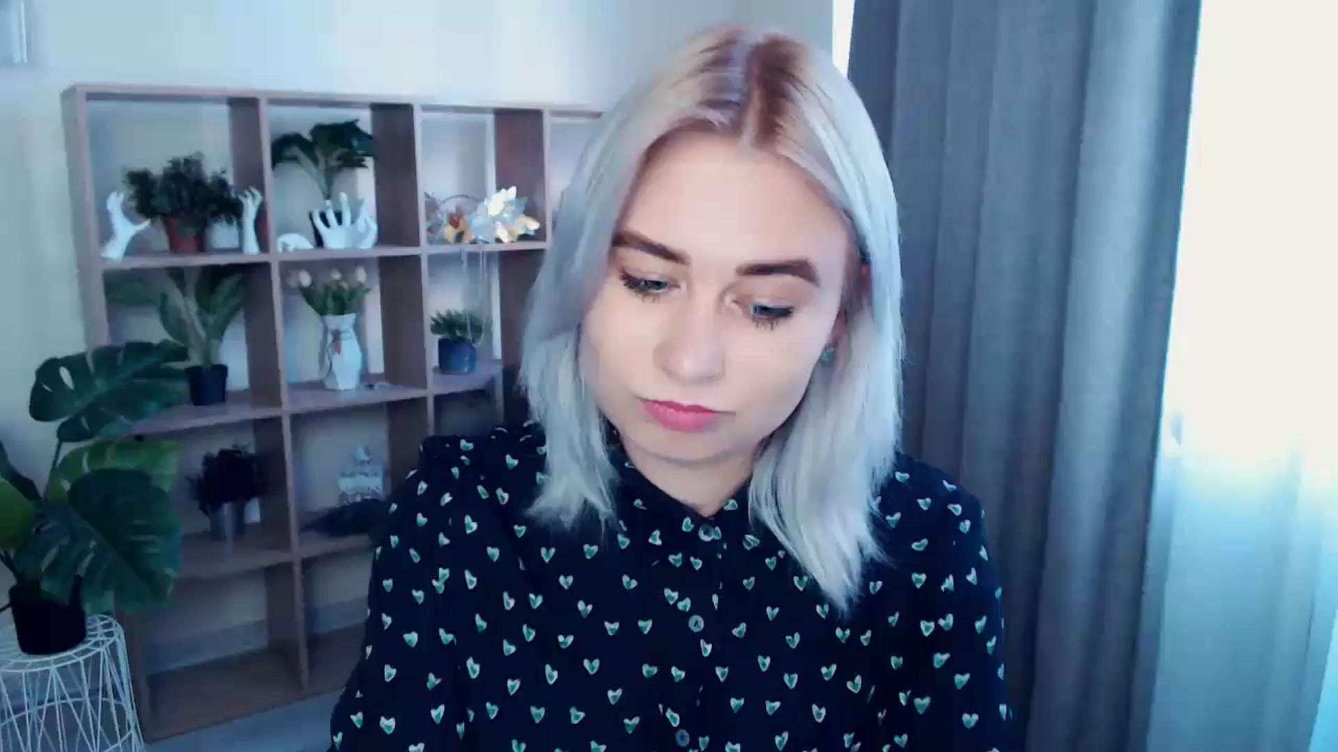 Gallery image thumbnail from Kukla_kolduna's myfreecams stream on, 05/19/2024, 16:51 image 18 of 20