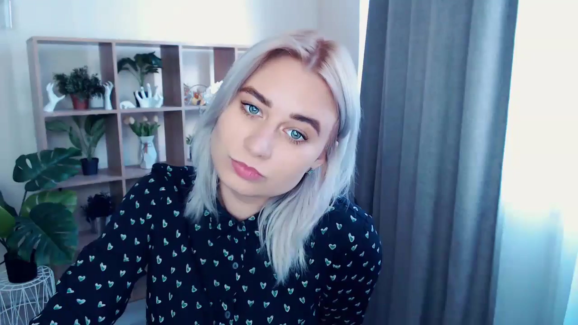 Gallery image thumbnail from Kukla_kolduna's myfreecams stream on, 05/19/2024, 16:51 image 3 of 20