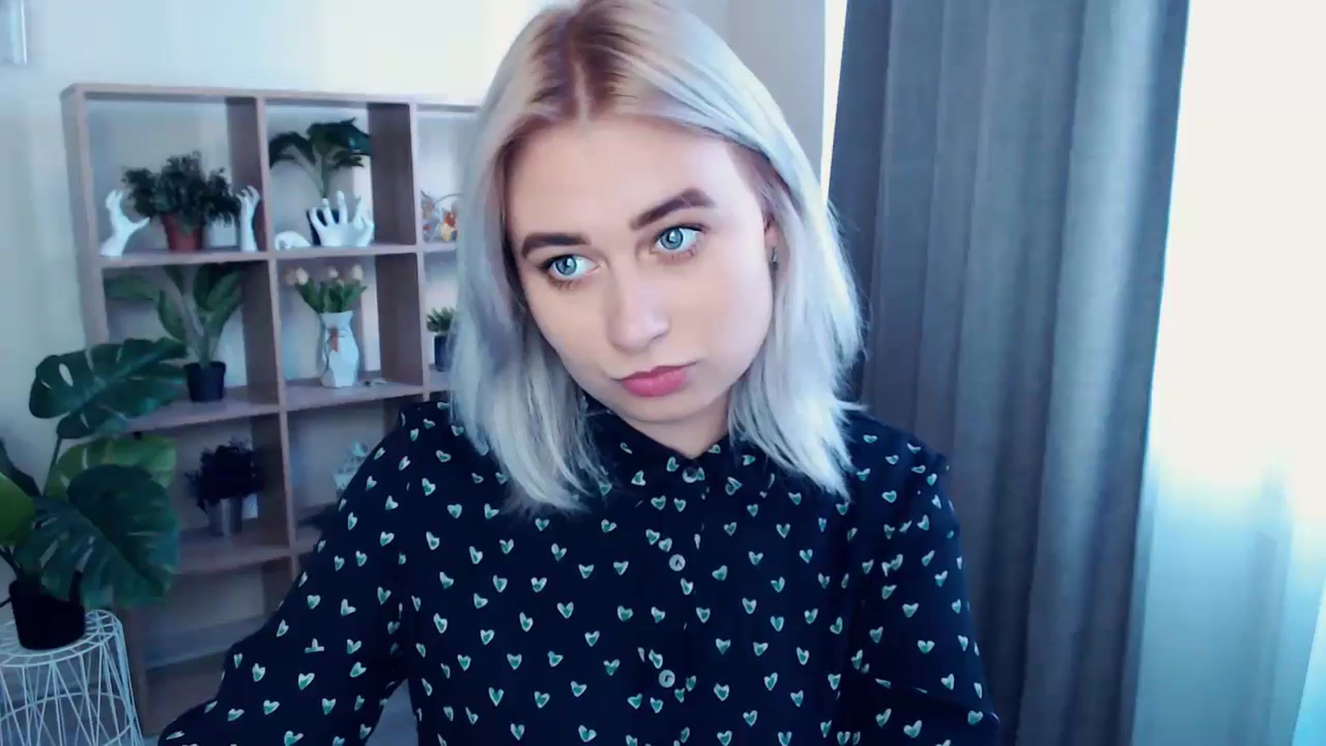 Gallery image thumbnail from Kukla_kolduna's myfreecams stream on, 05/19/2024, 16:51 image 8 of 20
