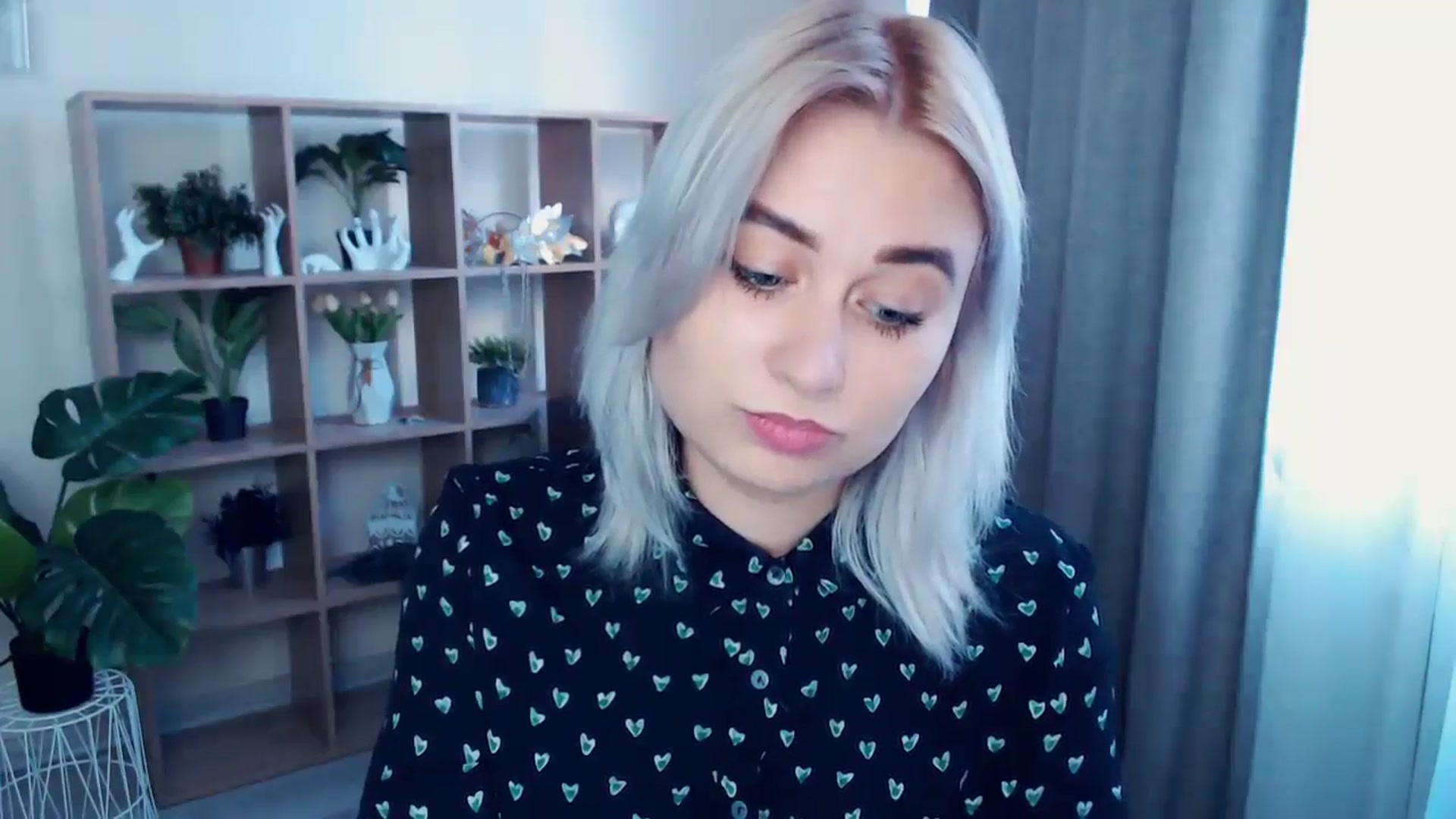 Gallery image thumbnail from Kukla_kolduna's myfreecams stream on, 05/19/2024, 16:51 image 16 of 20