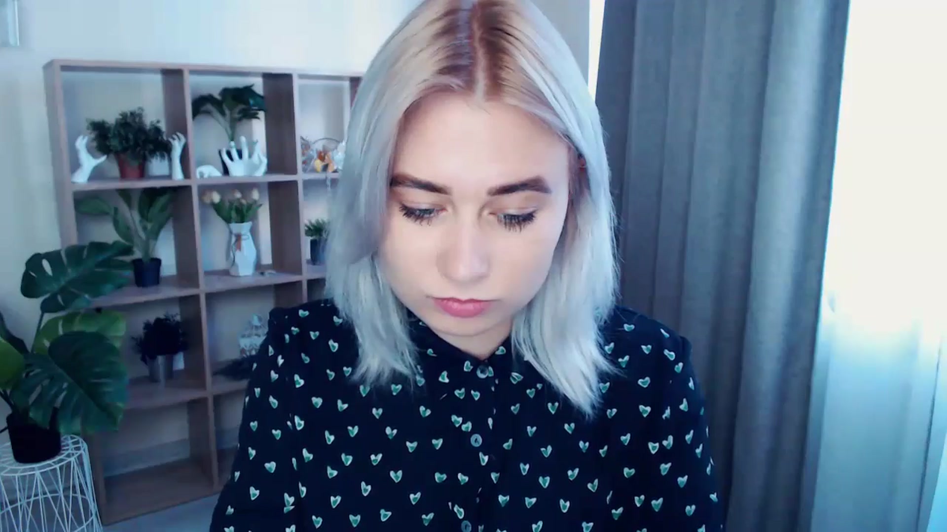 Gallery image thumbnail from Kukla_kolduna's myfreecams stream on, 05/19/2024, 16:51 image 15 of 20