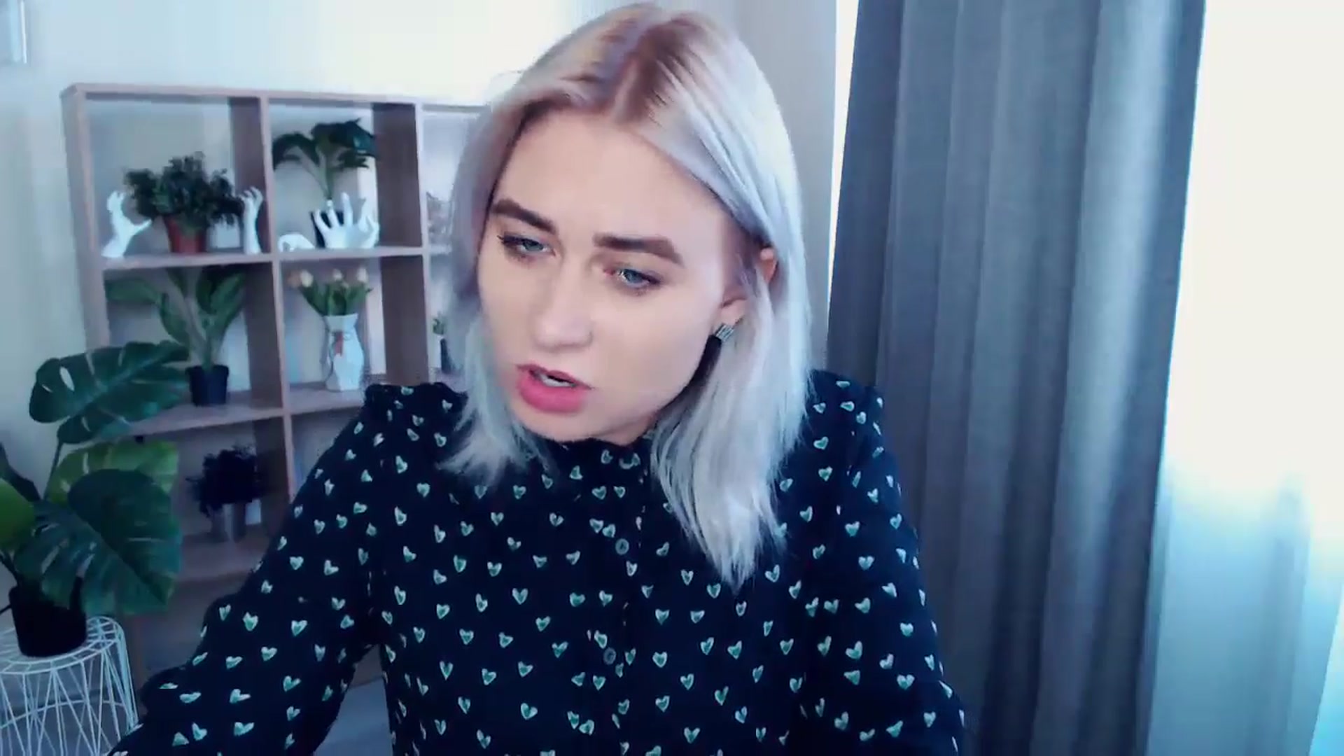 Gallery image thumbnail from Kukla_kolduna's myfreecams stream on, 05/19/2024, 16:51 image 5 of 20