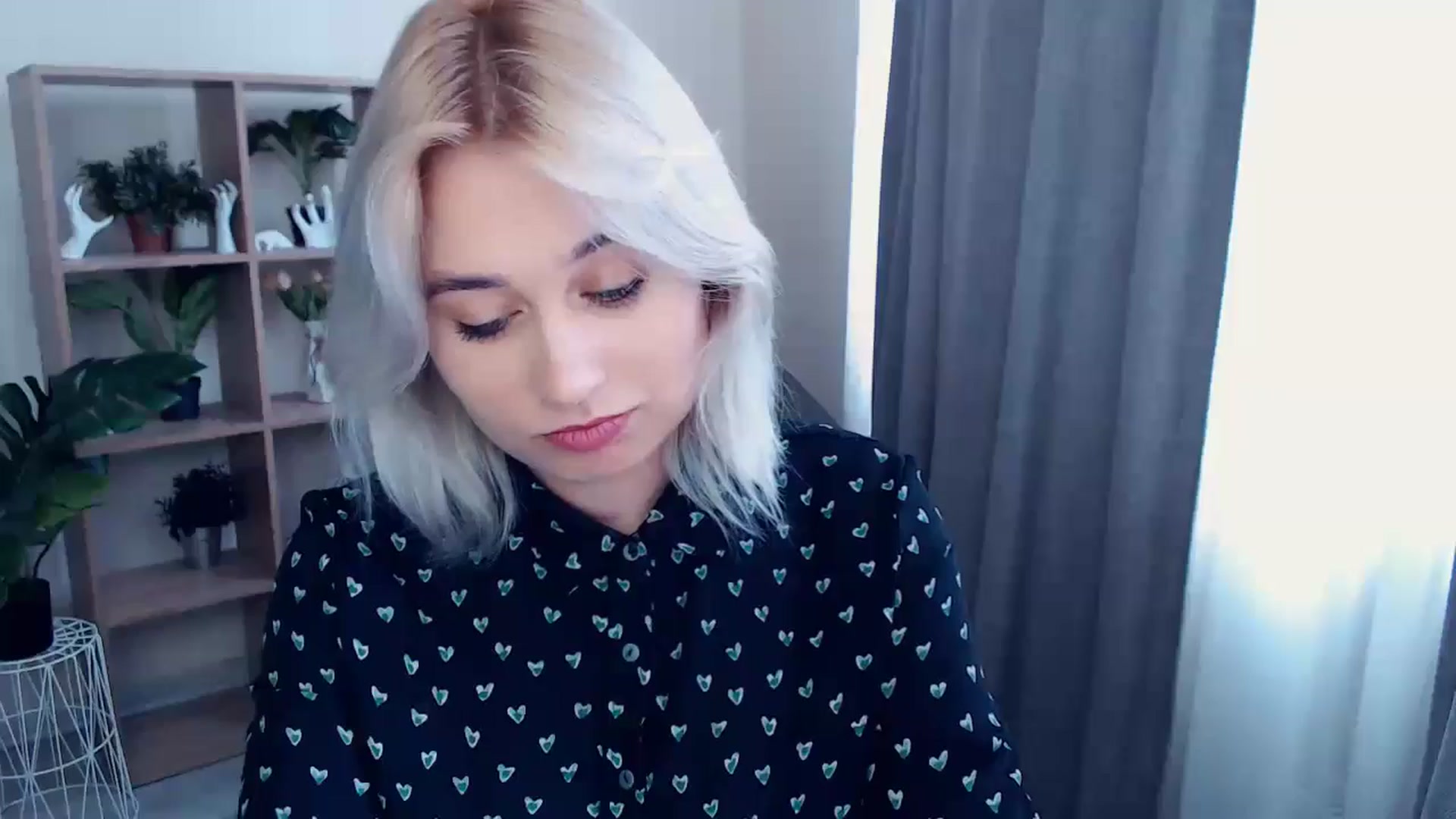 Gallery image thumbnail from Kukla_kolduna's myfreecams stream on, 05/23/2024, 14:52 image 17 of 20