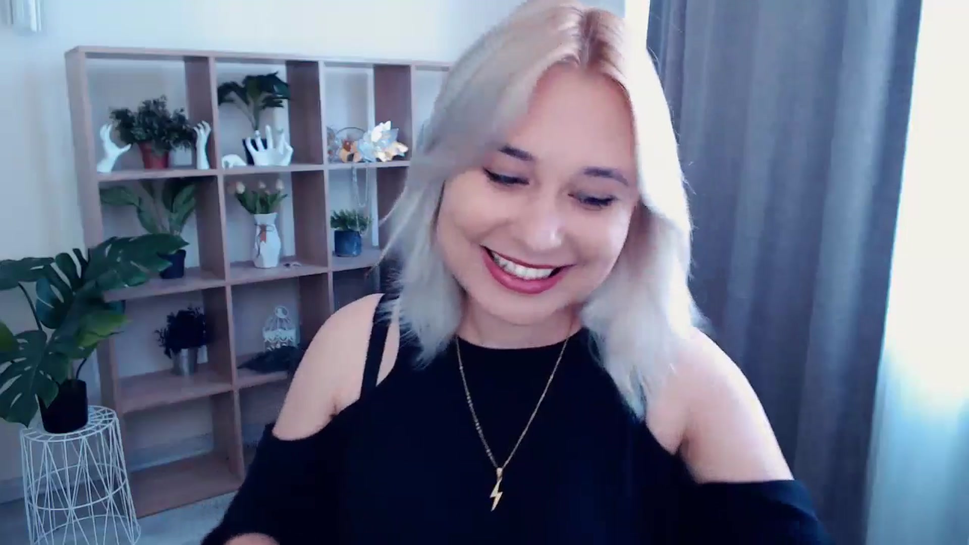 Gallery image thumbnail from Kukla_kolduna's myfreecams stream on, 05/24/2024, 09:31 image 3 of 20