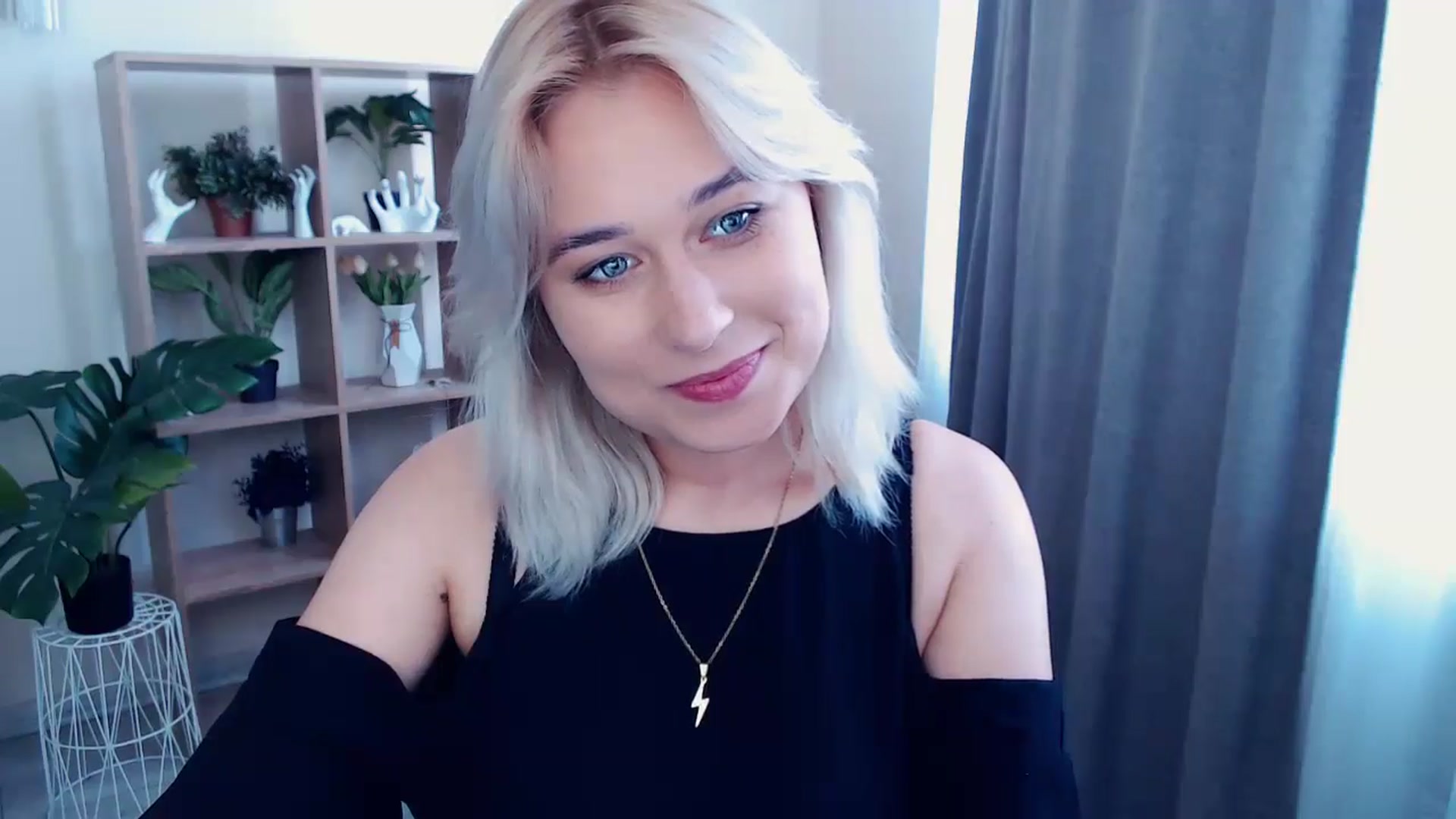 Gallery image thumbnail from Kukla_kolduna's myfreecams stream on, 05/24/2024, 11:07 image 7 of 20