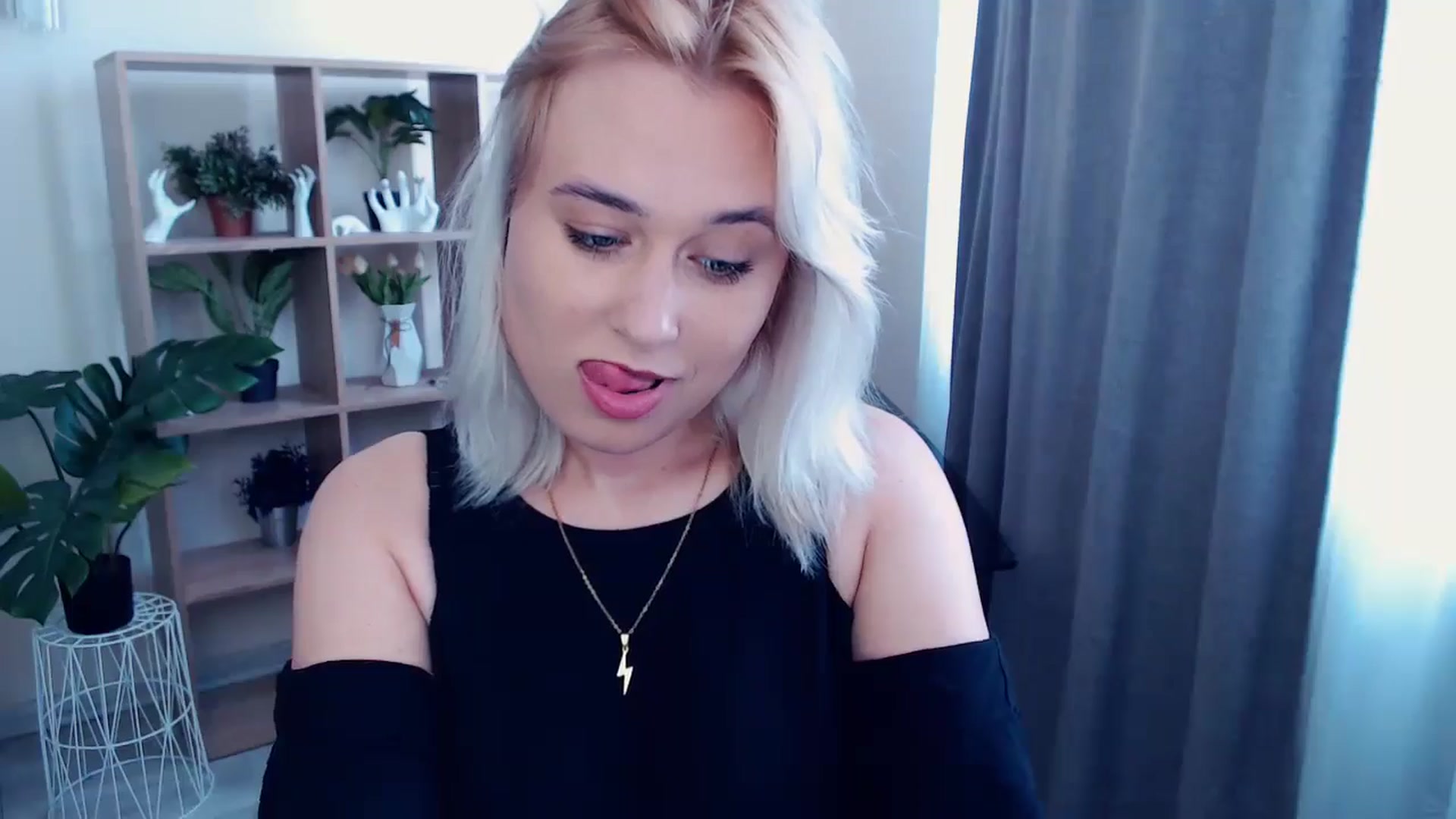 Gallery image thumbnail from Kukla_kolduna's myfreecams stream on, 05/24/2024, 11:07 image 5 of 20