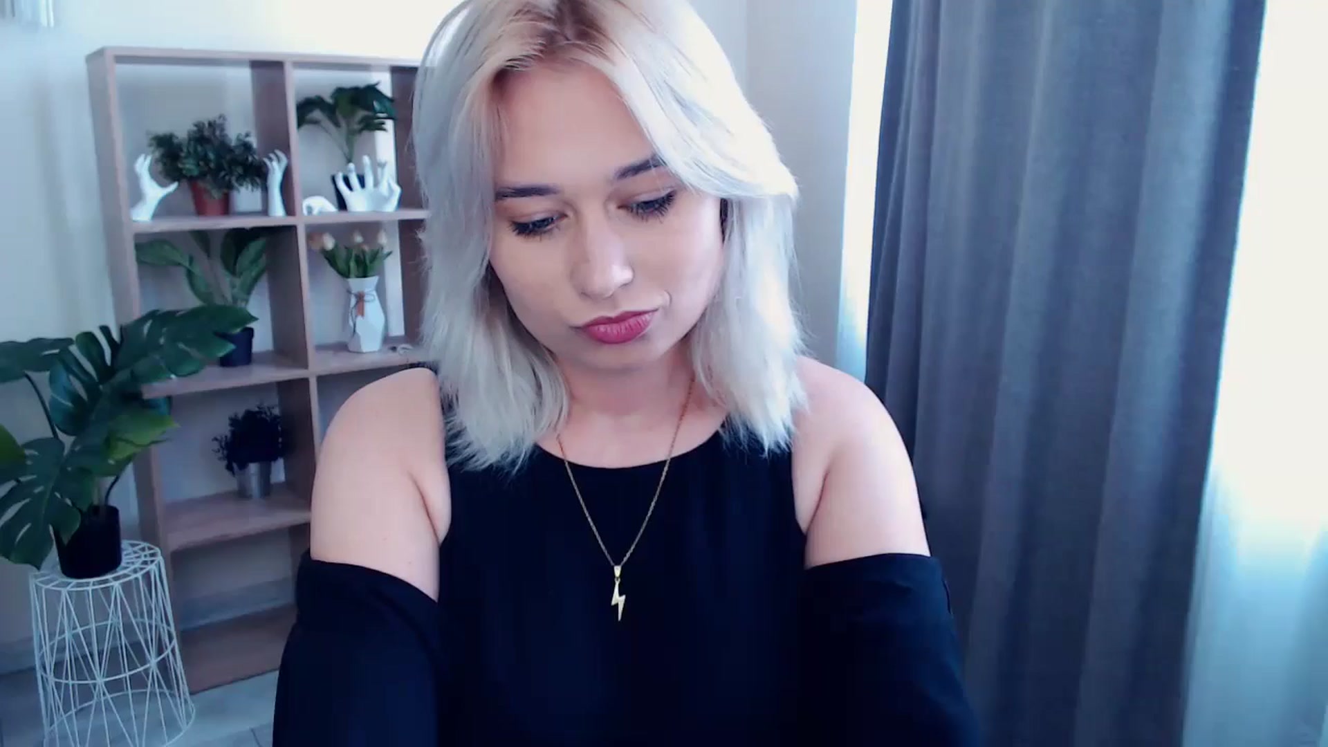 Gallery image thumbnail from Kukla_kolduna's myfreecams stream on, 05/24/2024, 11:07 image 1 of 20